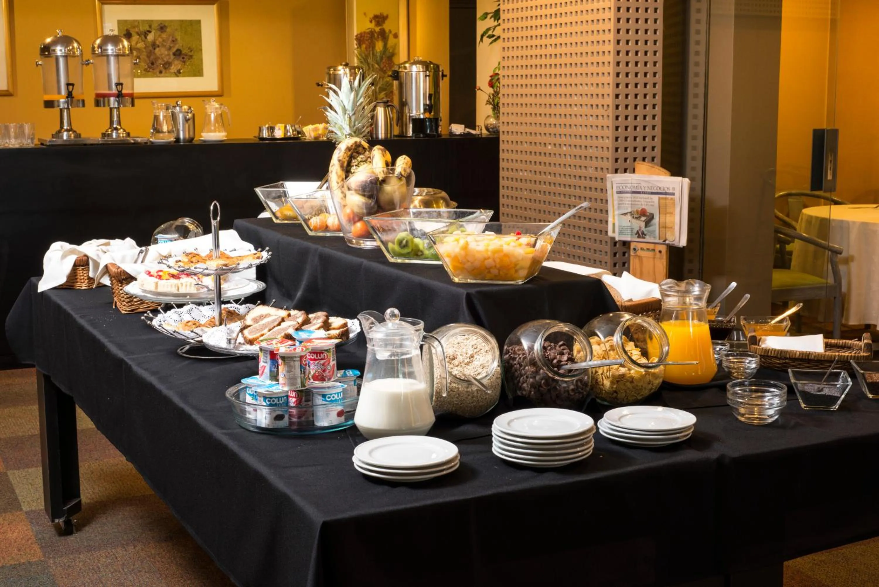 Food in Hotel Alborada