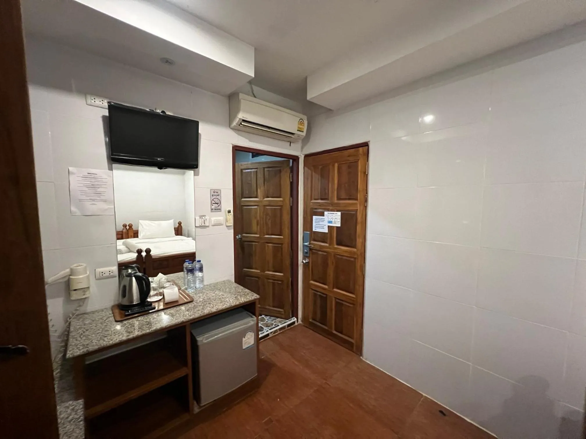 TV and multimedia in Patong Dynasty Royal Hotel