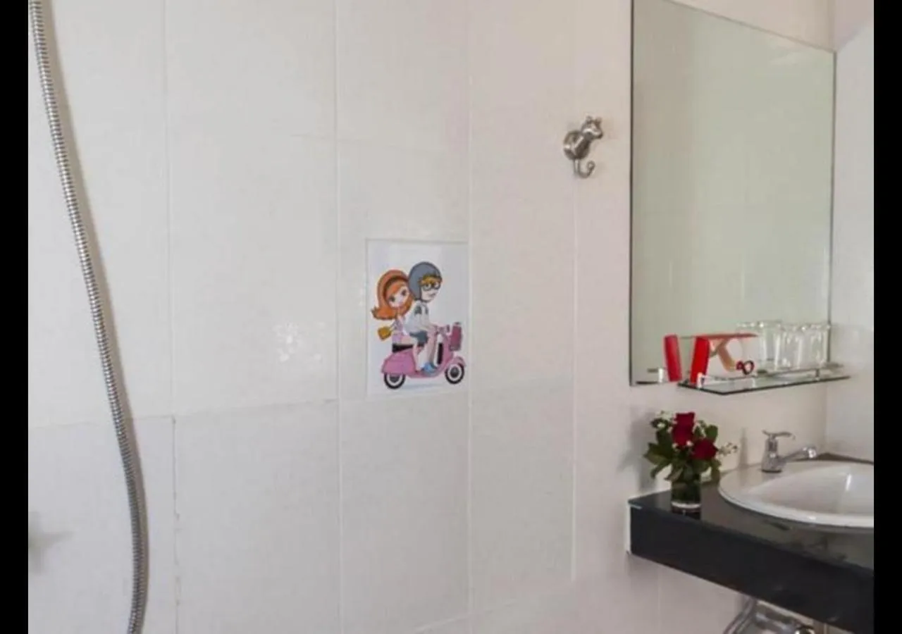 Bathroom in Patong Dynasty Royal Hotel