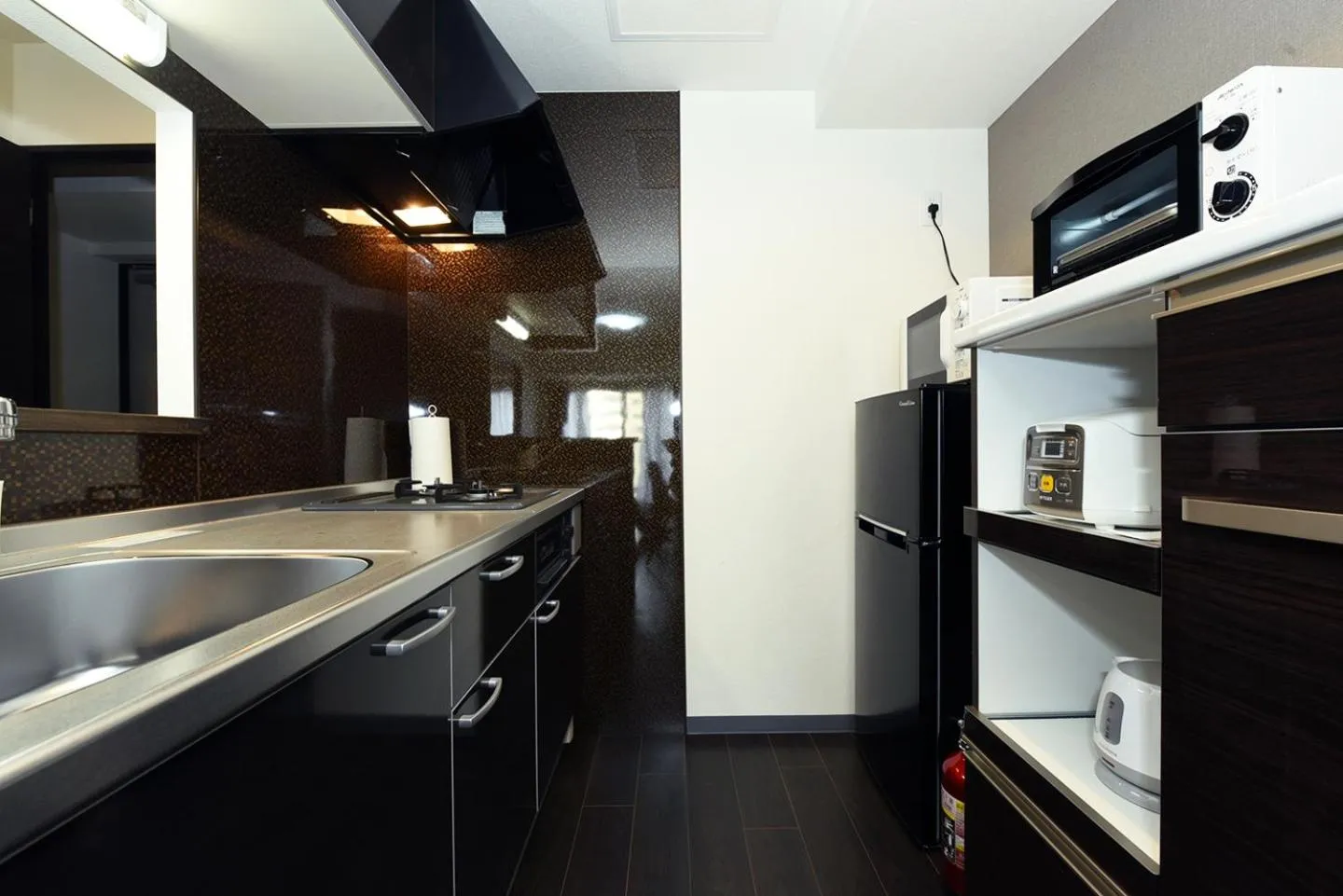 Kitchen or kitchenette in Sun Court Hongodori Garden Hills