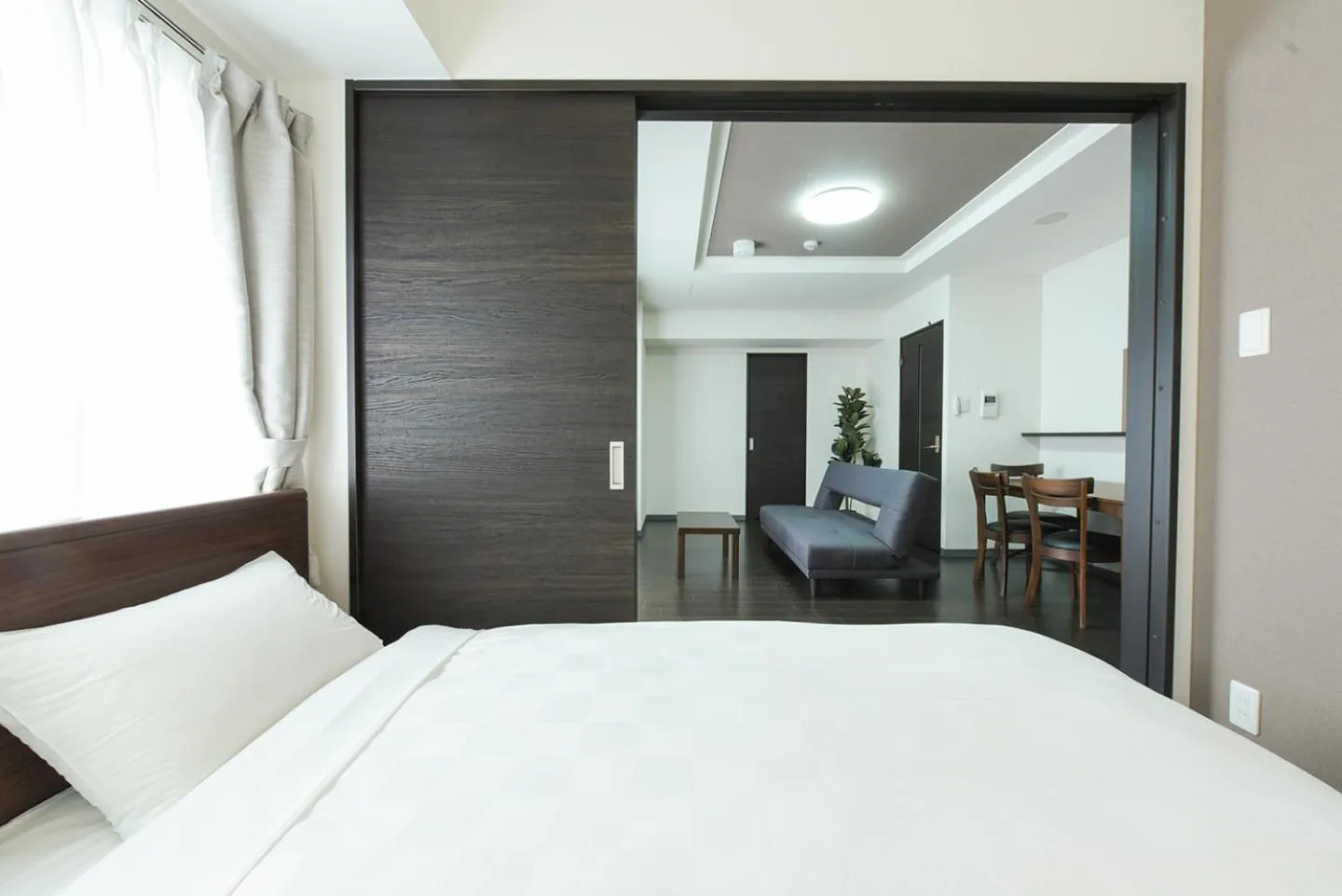 Bed in Sun Court Hongodori Garden Hills