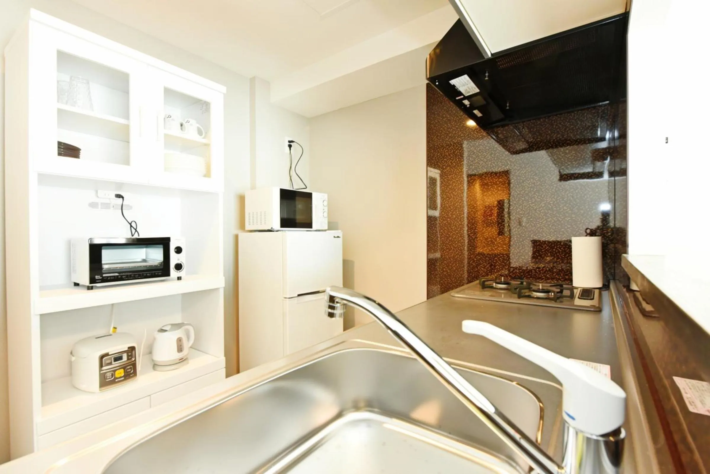 Kitchen or kitchenette in Sun Court Hondori Garden Hills