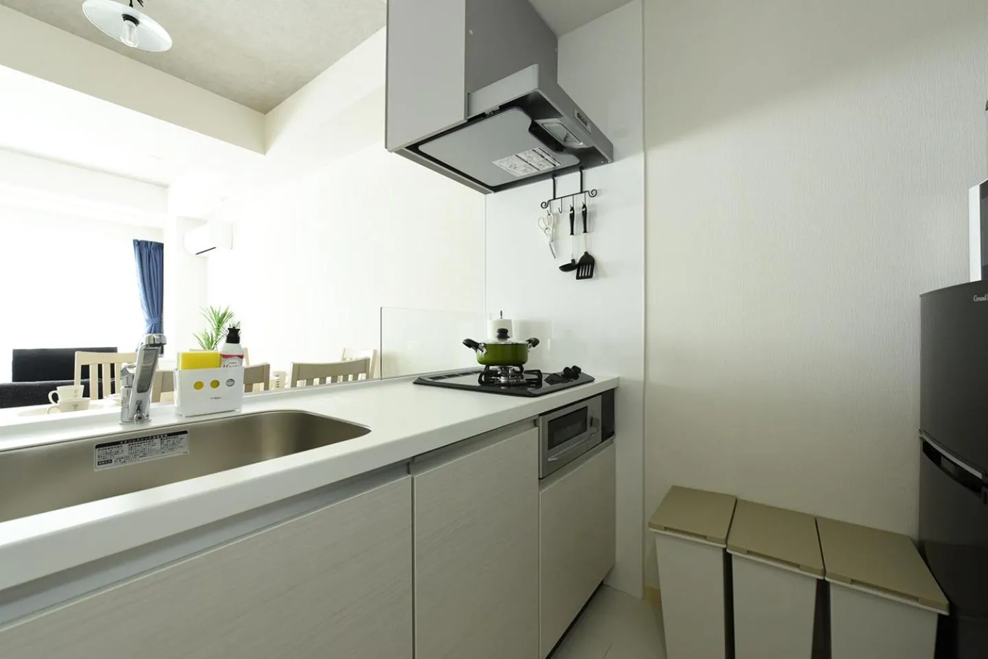 stove in Hills Garden Hondori