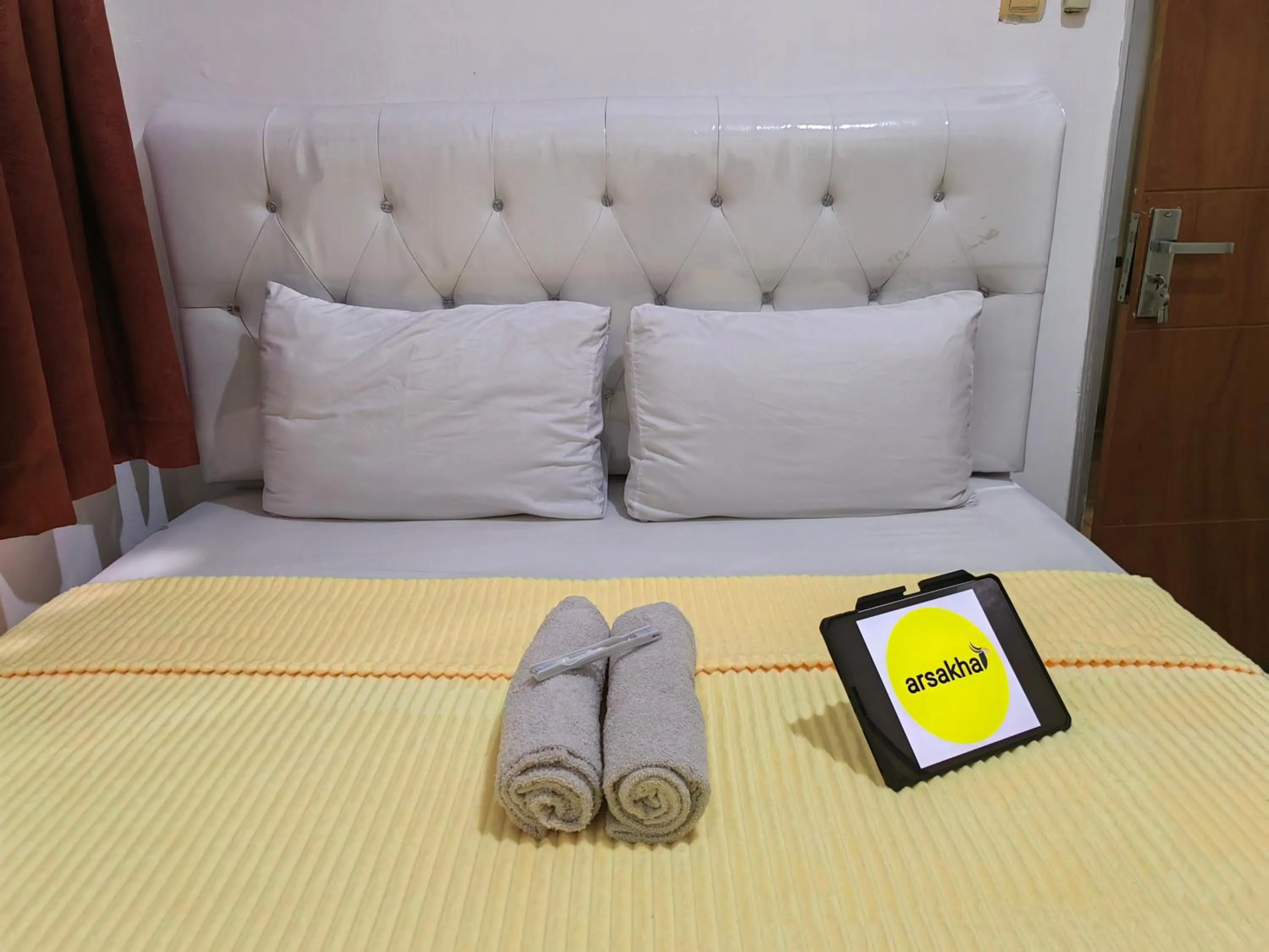 Bedroom, Bed in Mailbox Arsakha Lobi B Cibubur Village