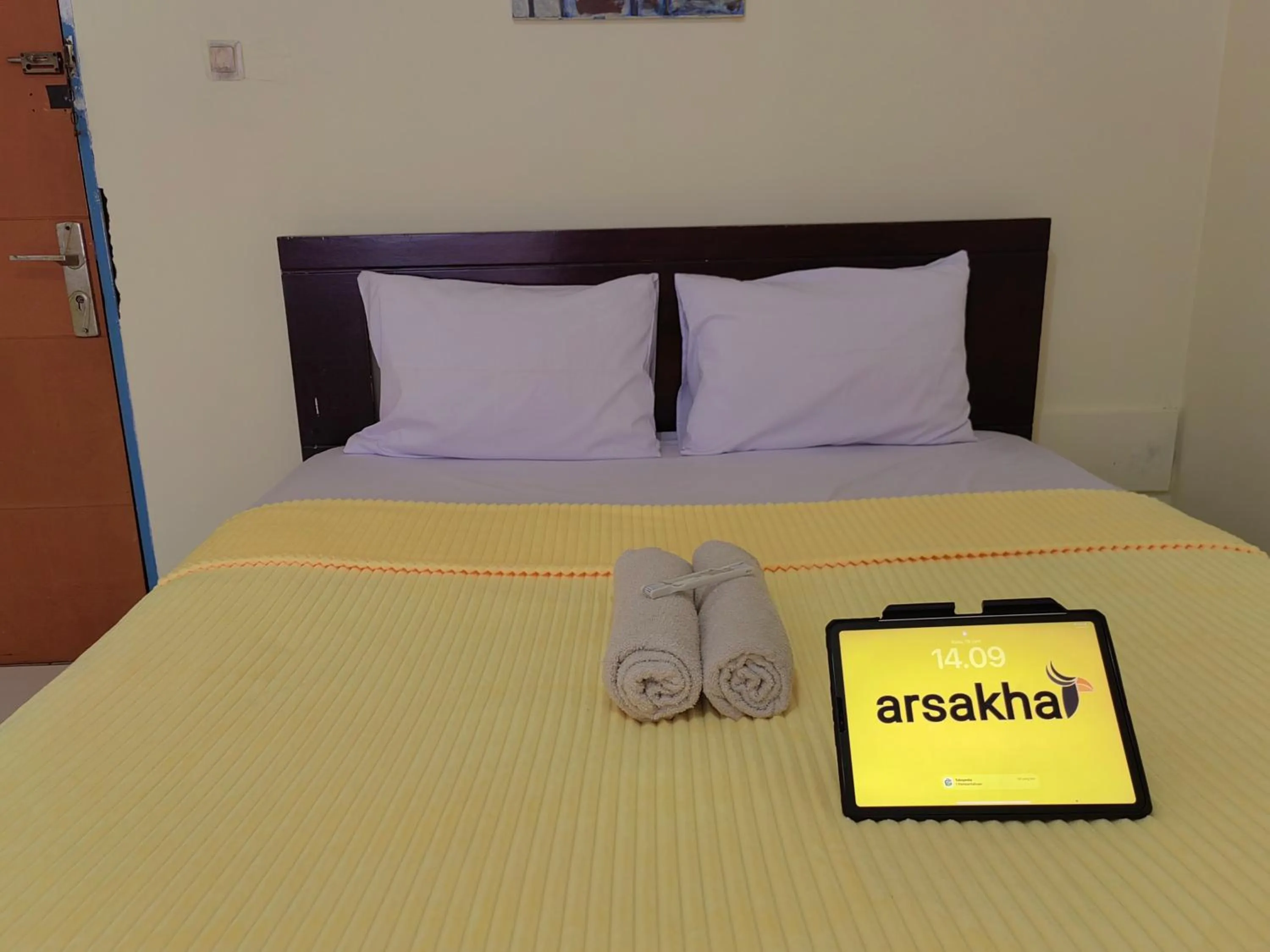 Bedroom, Bed in Mailbox Arsakha Lobi B Cibubur Village