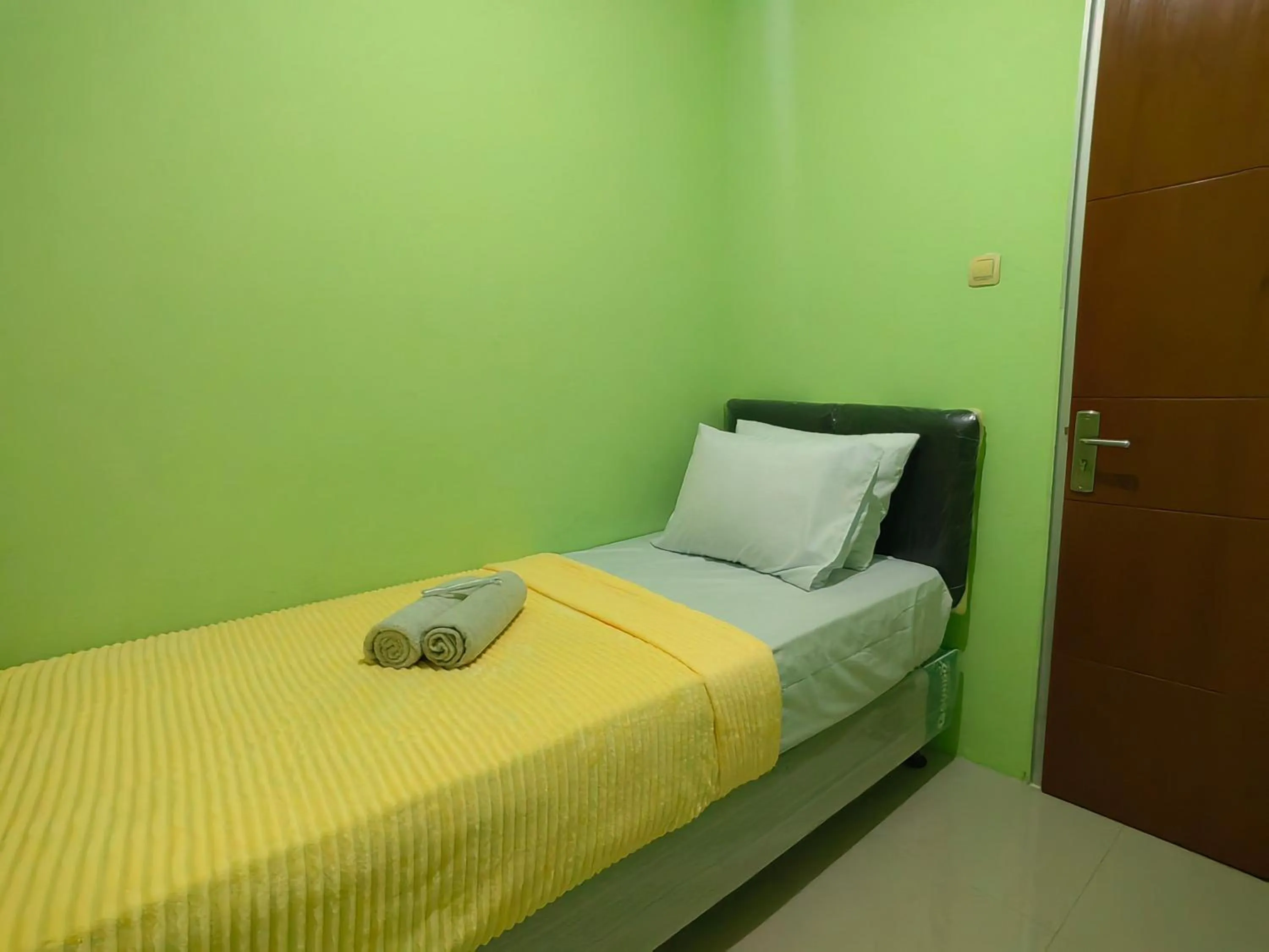 Bed in Mailbox Arsakha Lobi B Cibubur Village