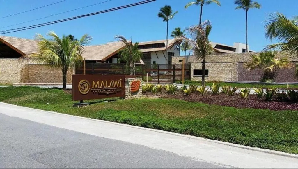 Property building in Flat no Malawi Resort 203 B em Muro Alto, Porto de Galinhas