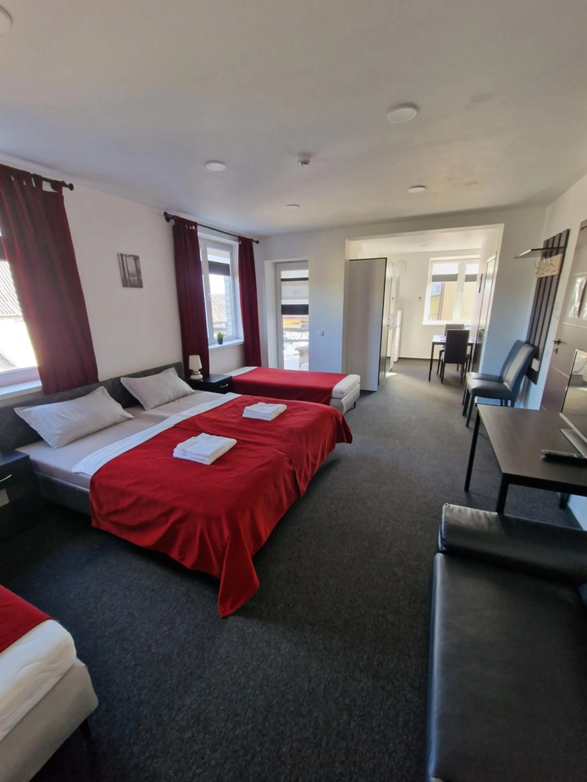 Bed in KALIDA Rooms for rent