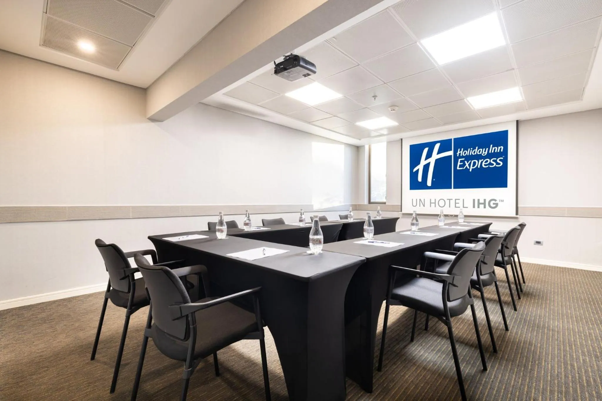 Meeting/conference room in Holiday Inn Express - Antofagasta by IHG