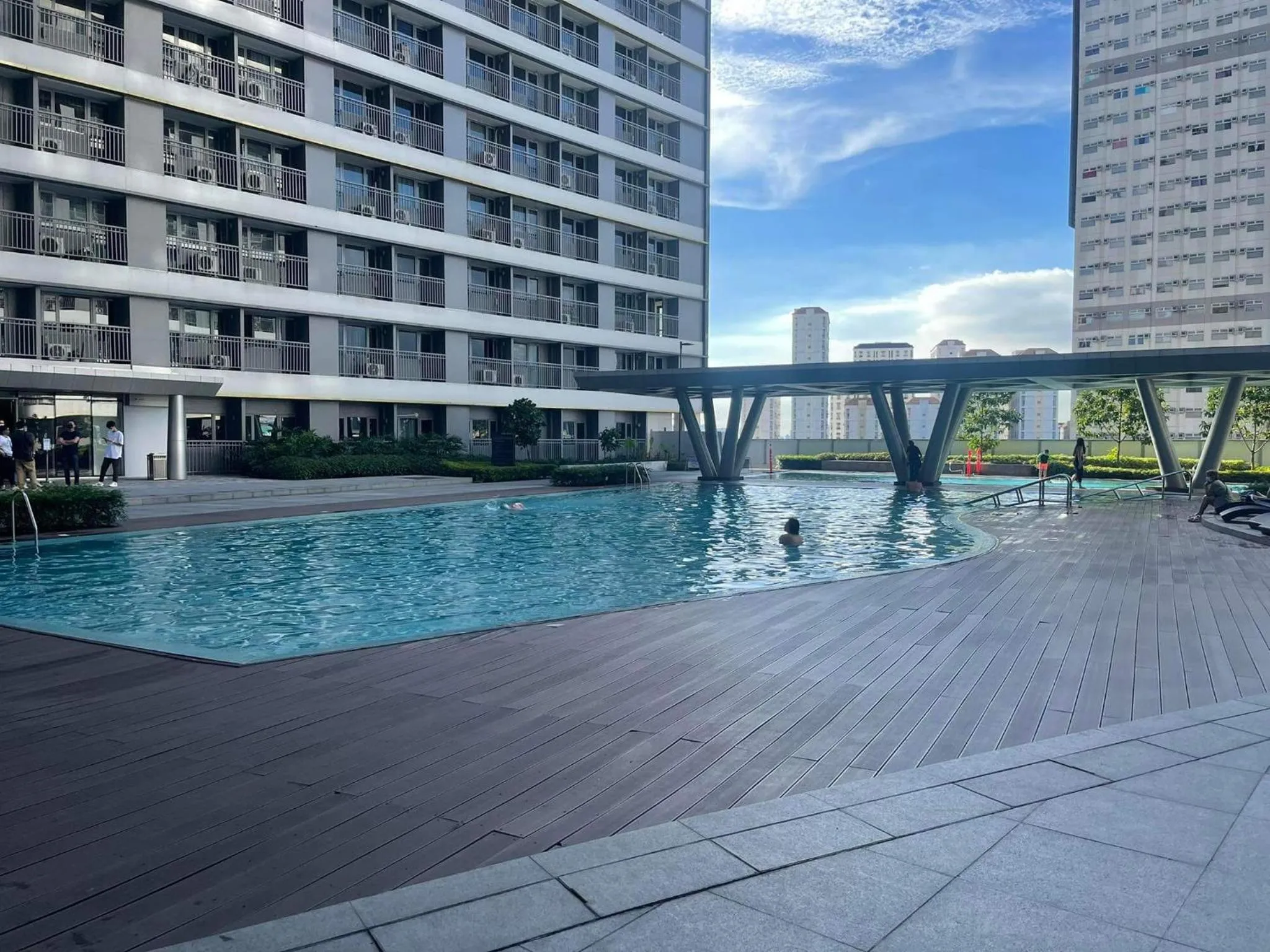 Property building in Staycation Mandaluyong Fame residences greenfield district by darpm