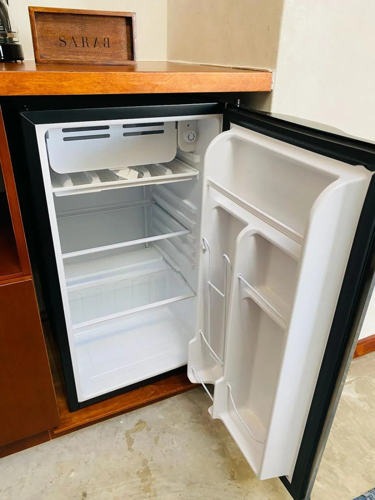 minibar in Sarab Hotel