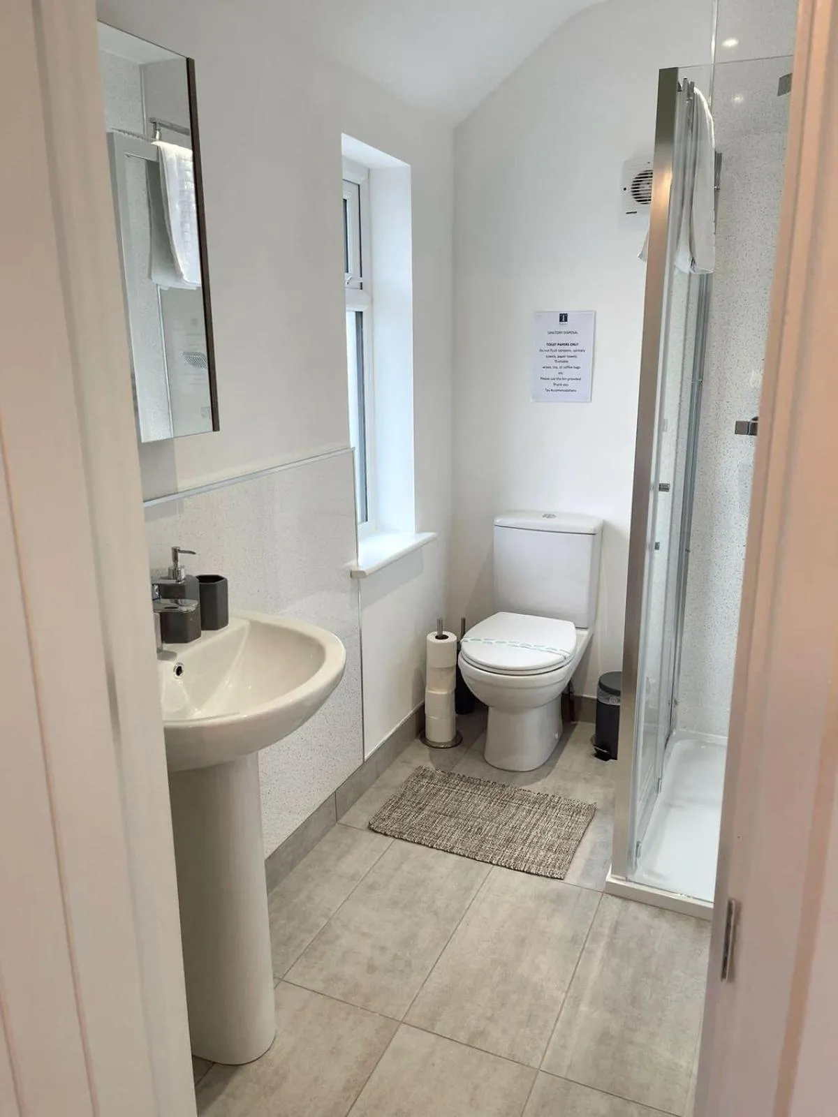 Cambridge Studios and Suites by Tas Accommodations