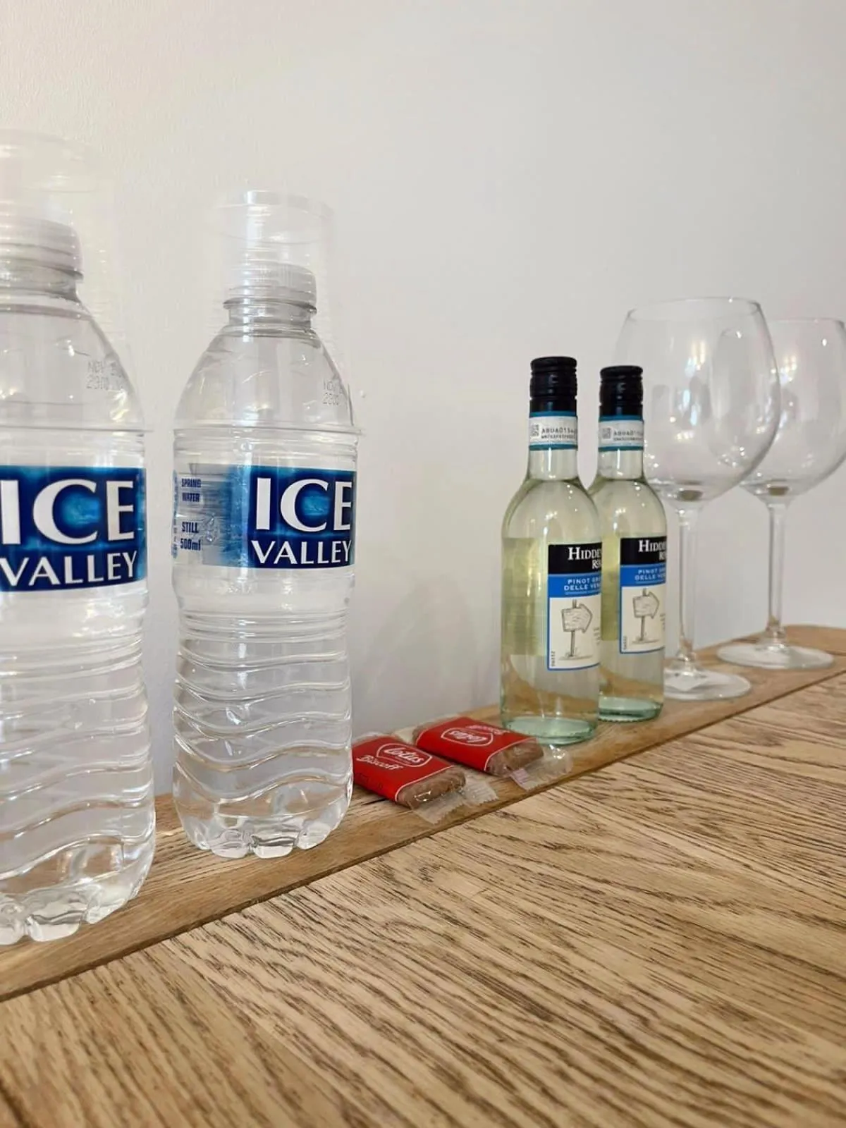 Cambridge Studios and Suites by Tas Accommodations