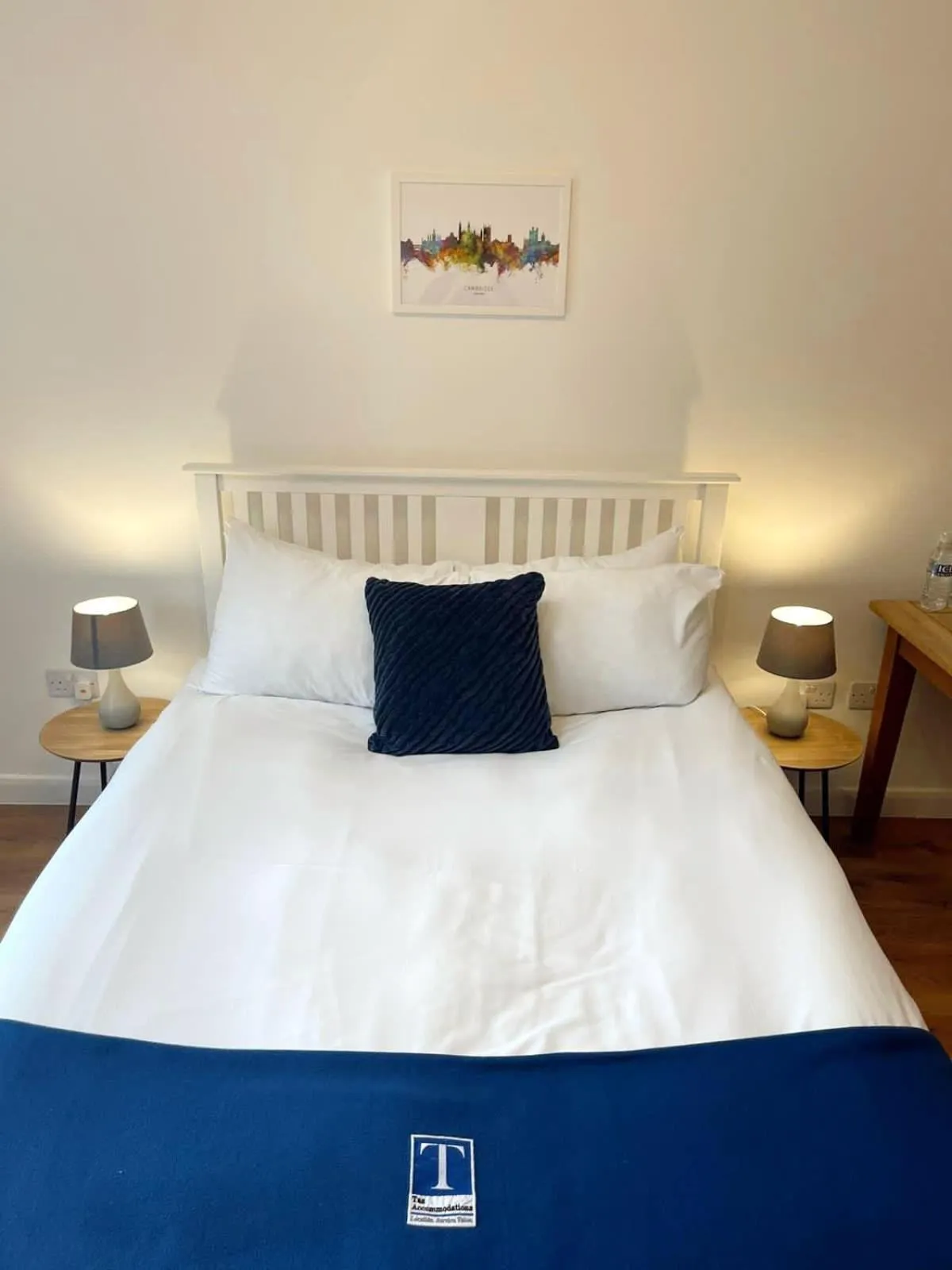 Bed in Cambridge Studios and Suites by Tas Accommodations