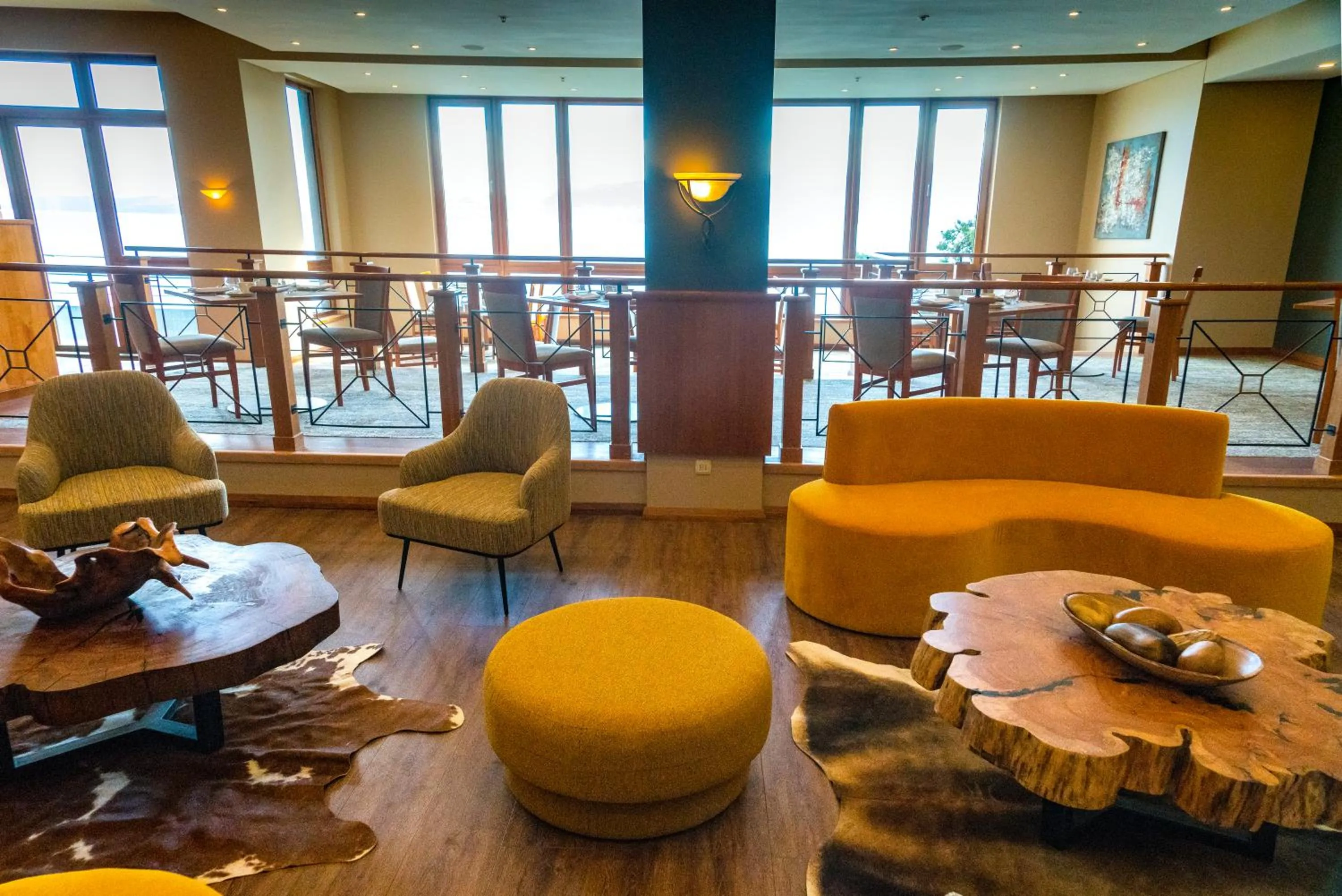 Restaurant/places to eat in Park Lake Luxury Hotel