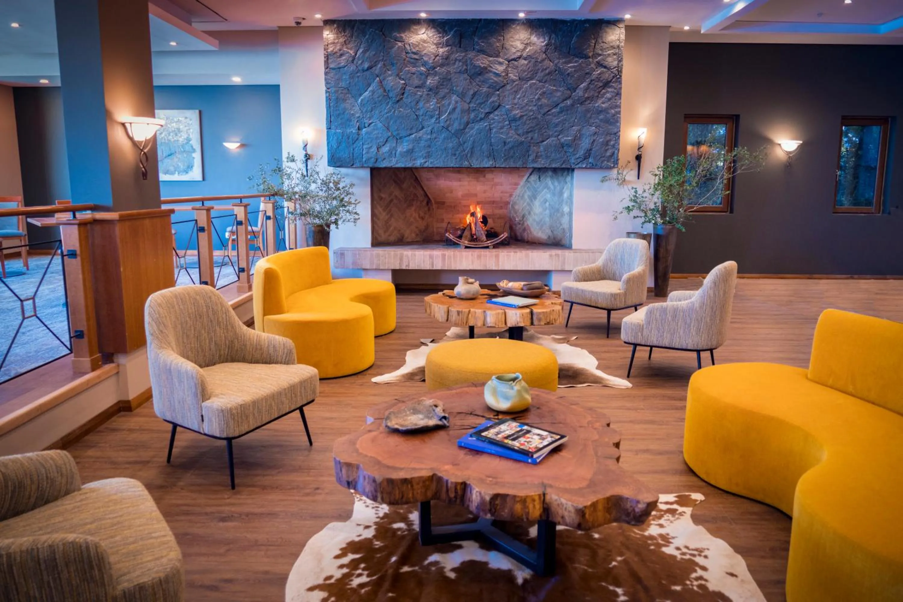 Living room in Park Lake Luxury Hotel