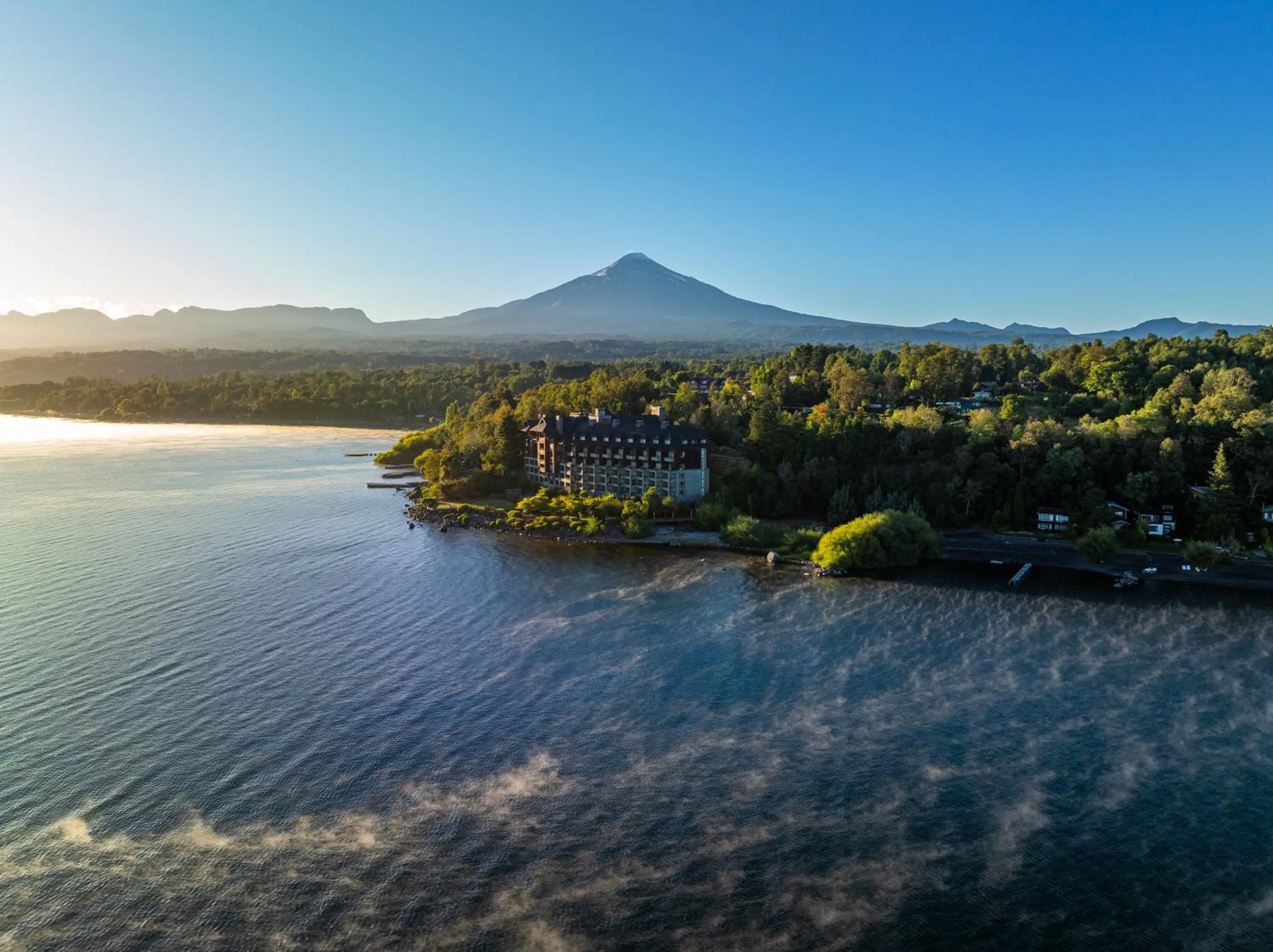 Facade/entrance in Park Lake Luxury Hotel