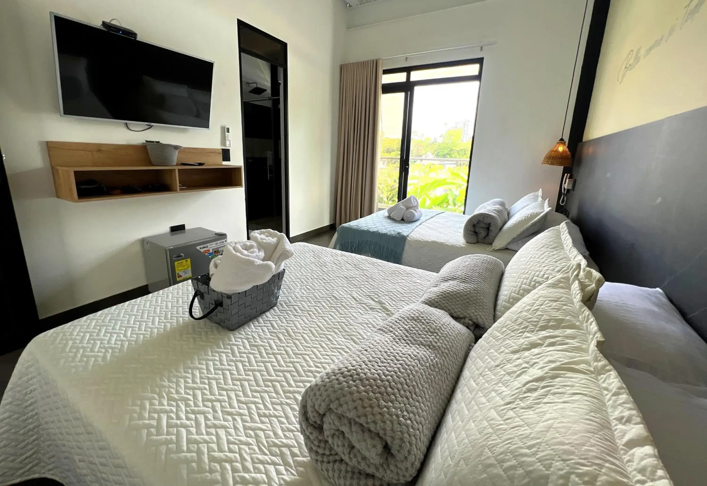 Deluxe Quadruple Room in Hotel Capri Doradal Deluxe Quadruple Room in Hotel Capri Doradal