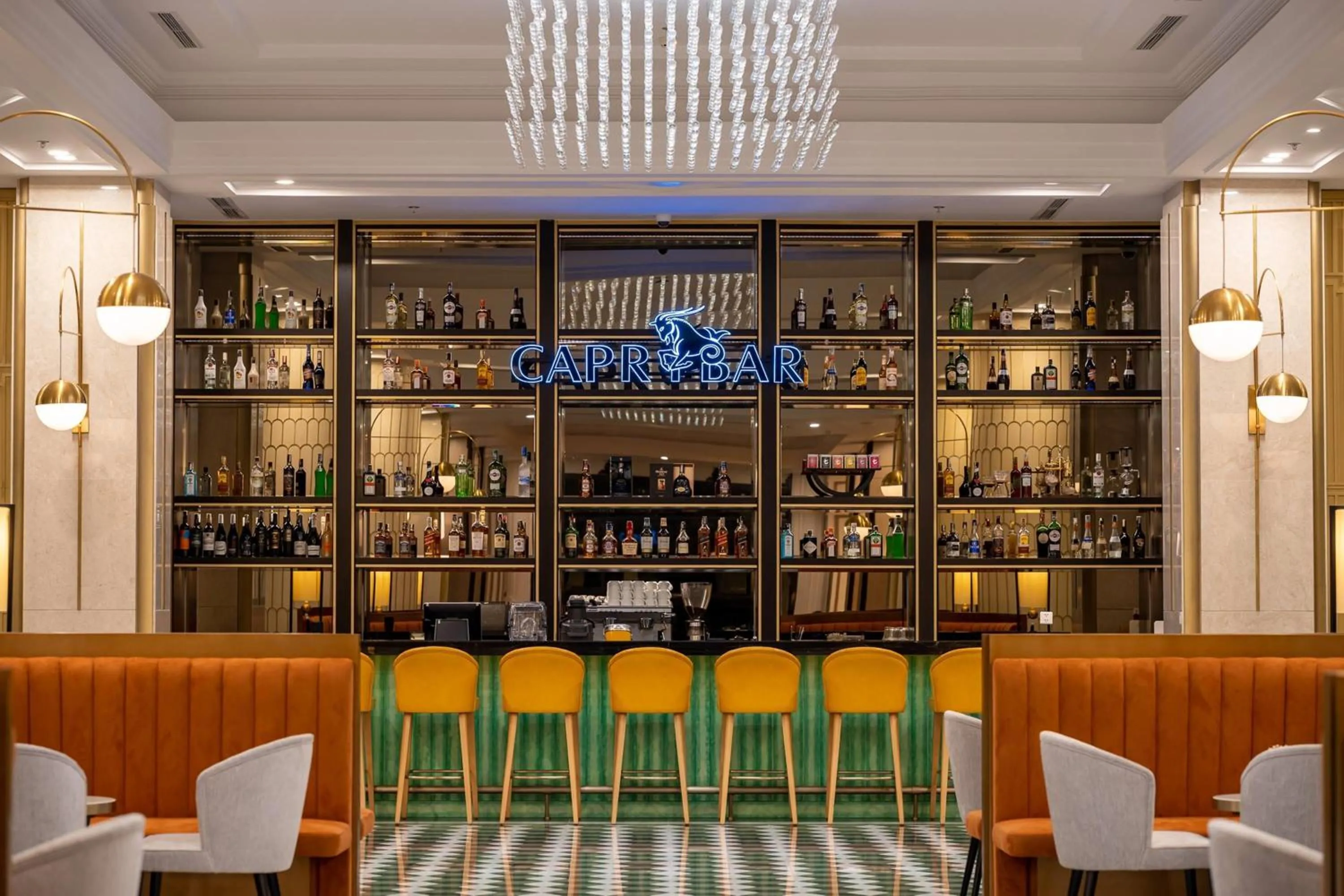 Lounge or bar in Wyndham Garden Grandworld Phu Quoc