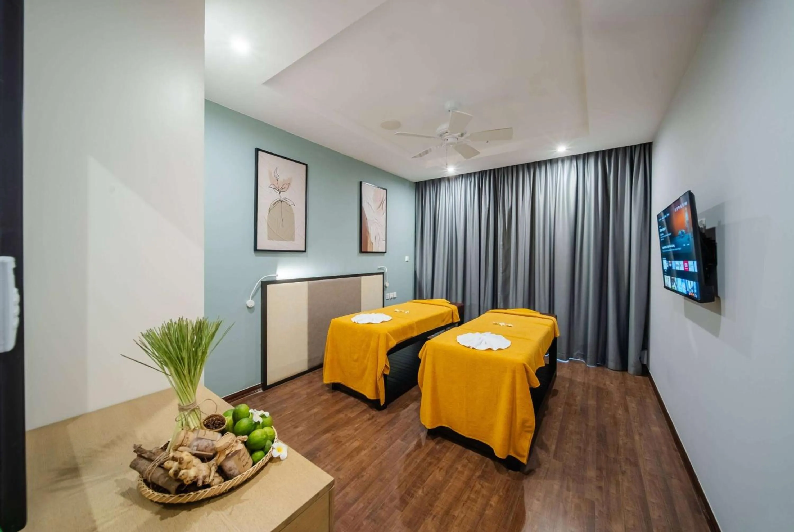 Spa and wellness centre/facilities, Bed in Wyndham Garden Grandworld Phu Quoc
