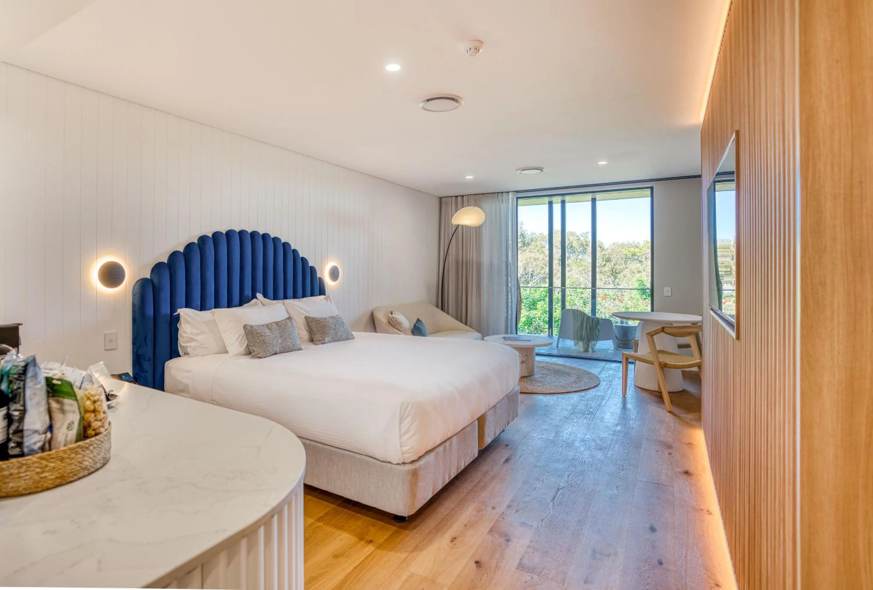 Photo of the whole room, Bed in Essence Peregian Beach