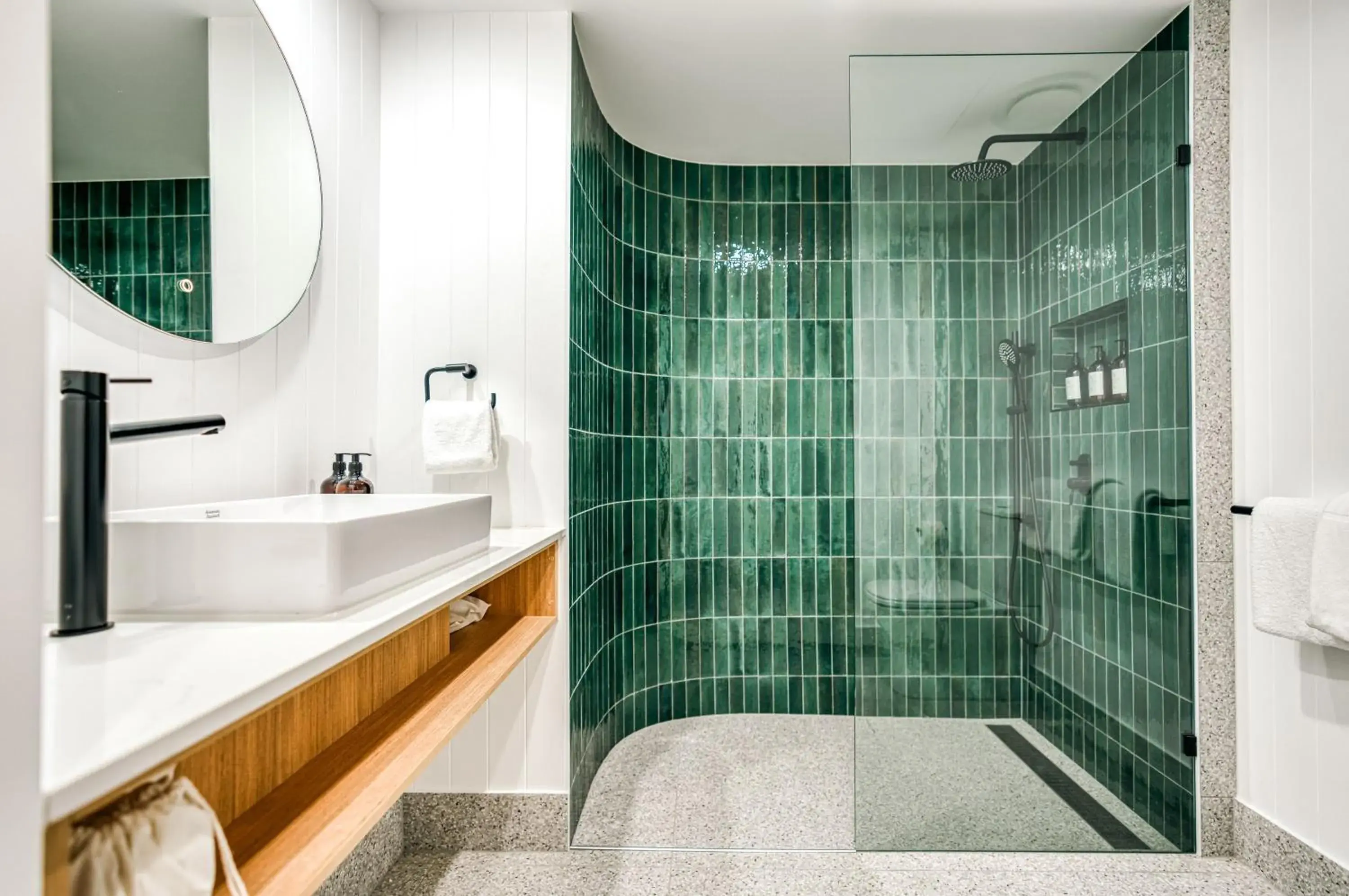 SUPERIOR STUDIO Biosphere View in Essence Peregian Beach SUPERIOR STUDIO Biosphere View in Essence Peregian Beach