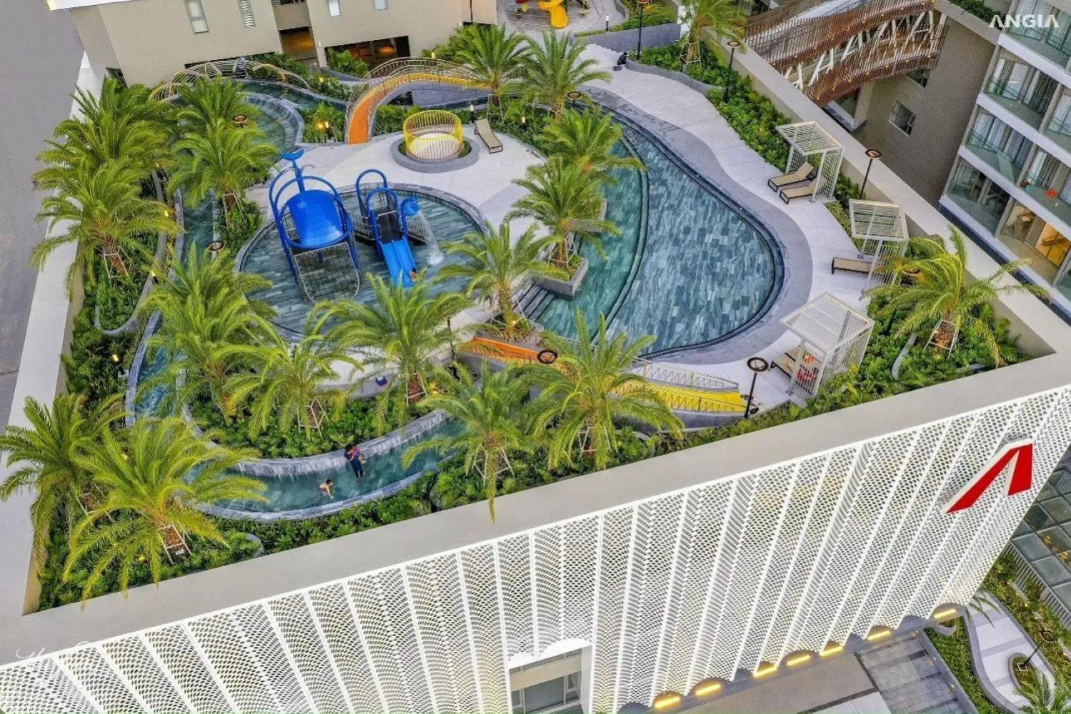 Aqua park in The Sóng apartment