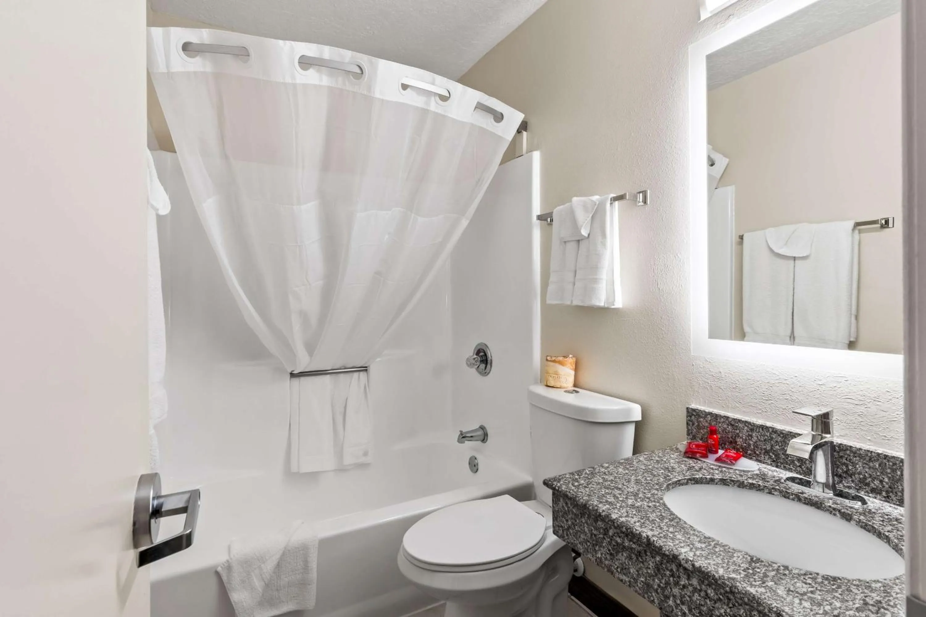 Bathroom in SureStay Hotel by Best Western Duncan