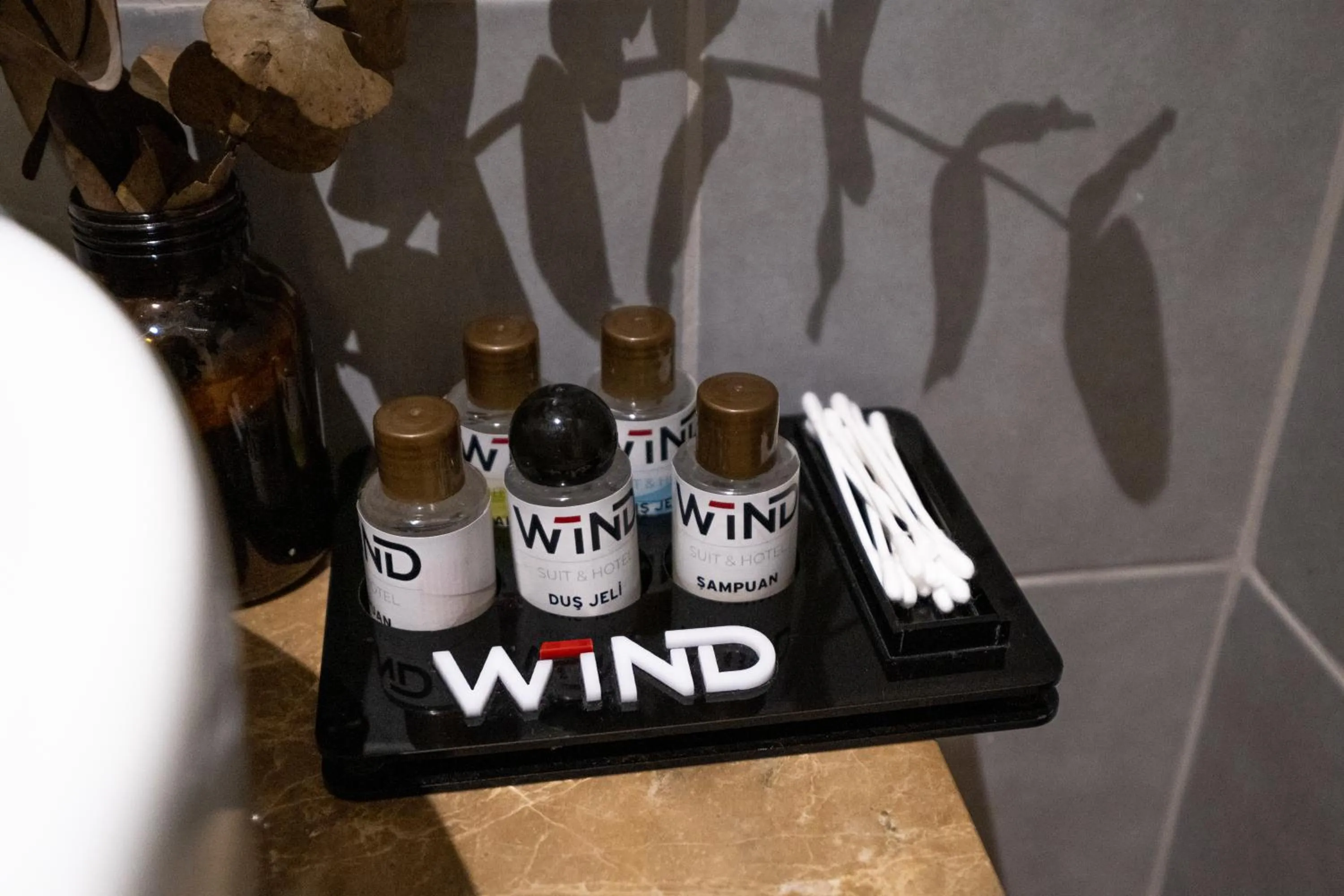 Breakfast in Wind Suit