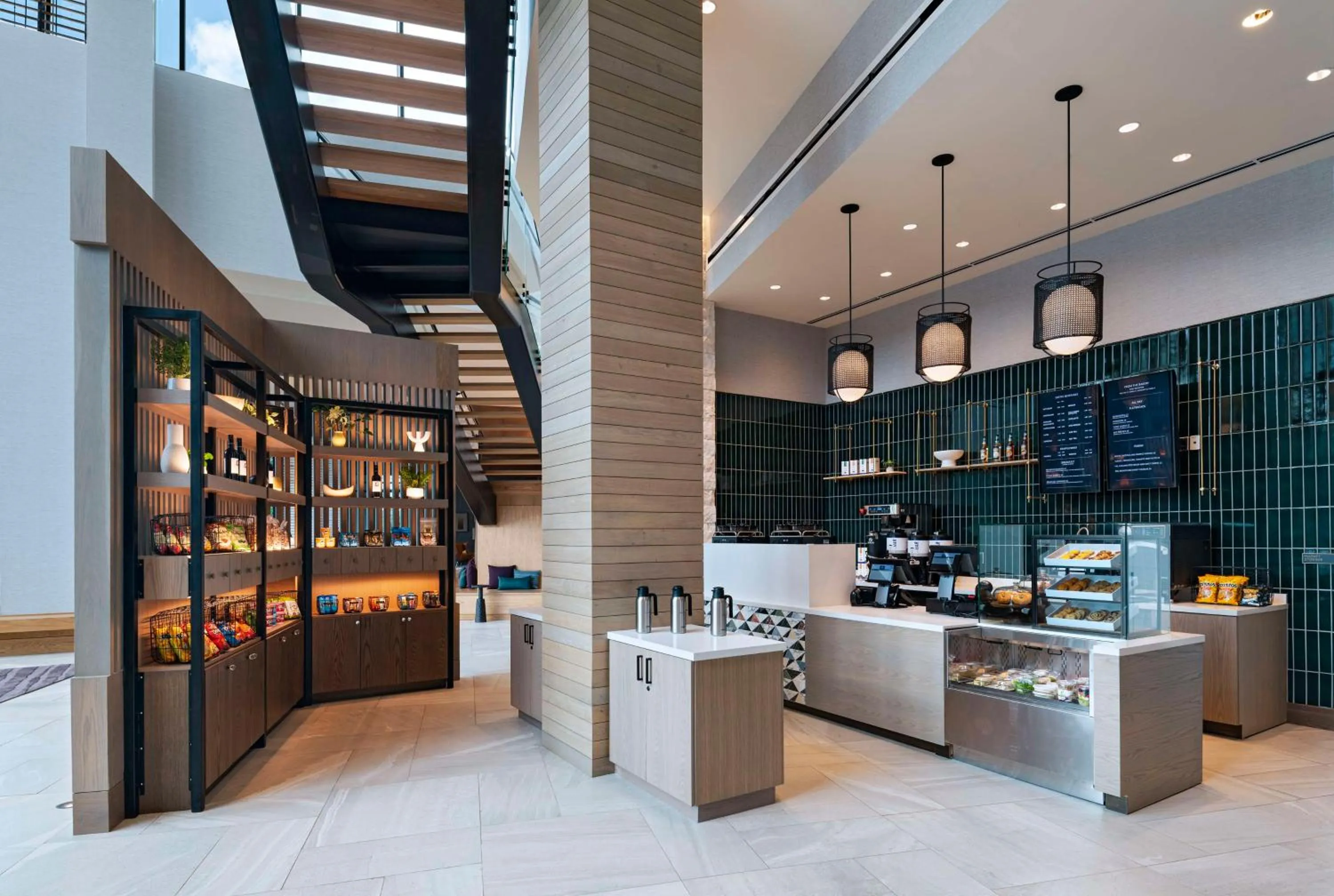 Restaurant/places to eat in Hyatt Regency Conroe