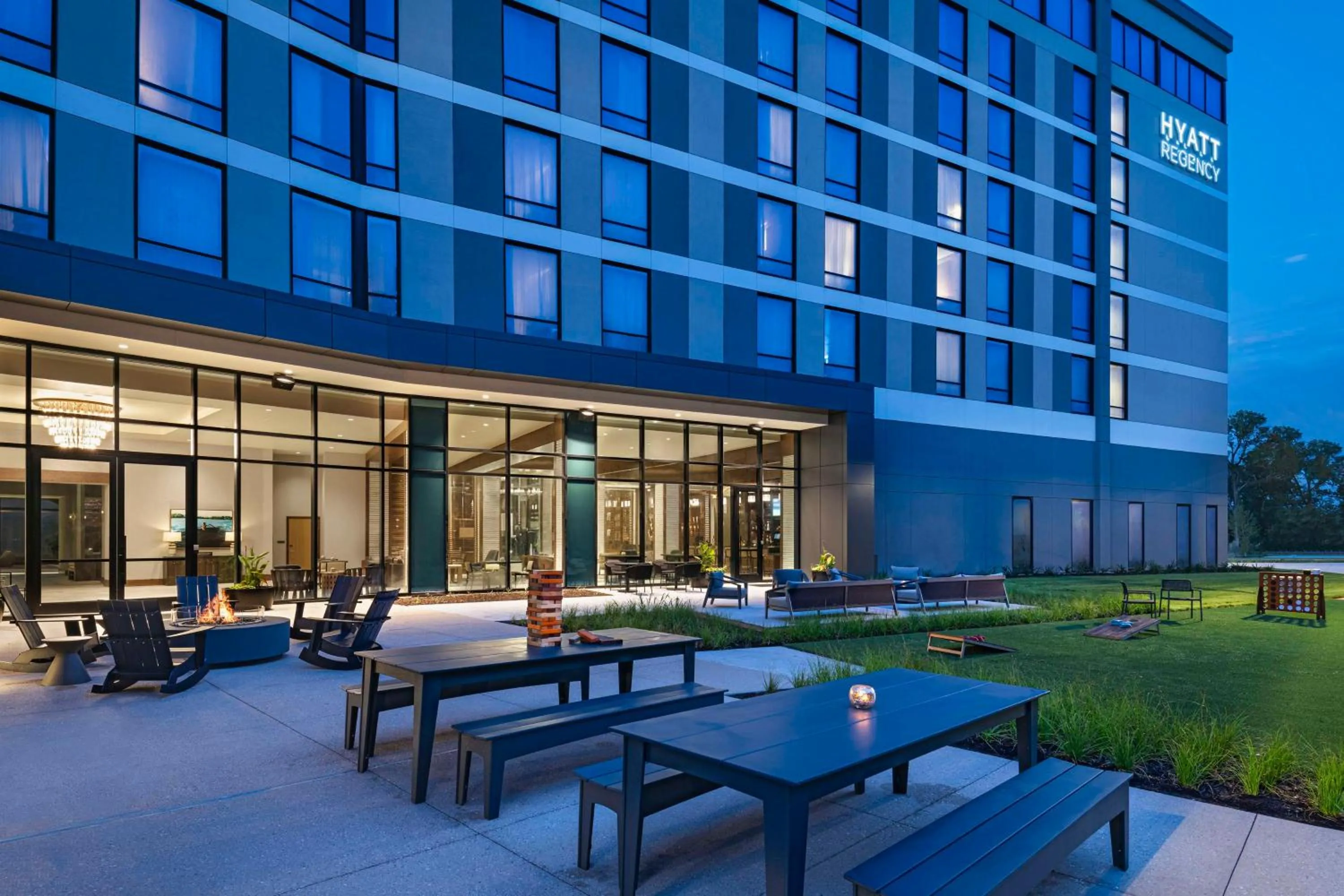 Patio in Hyatt Regency Conroe