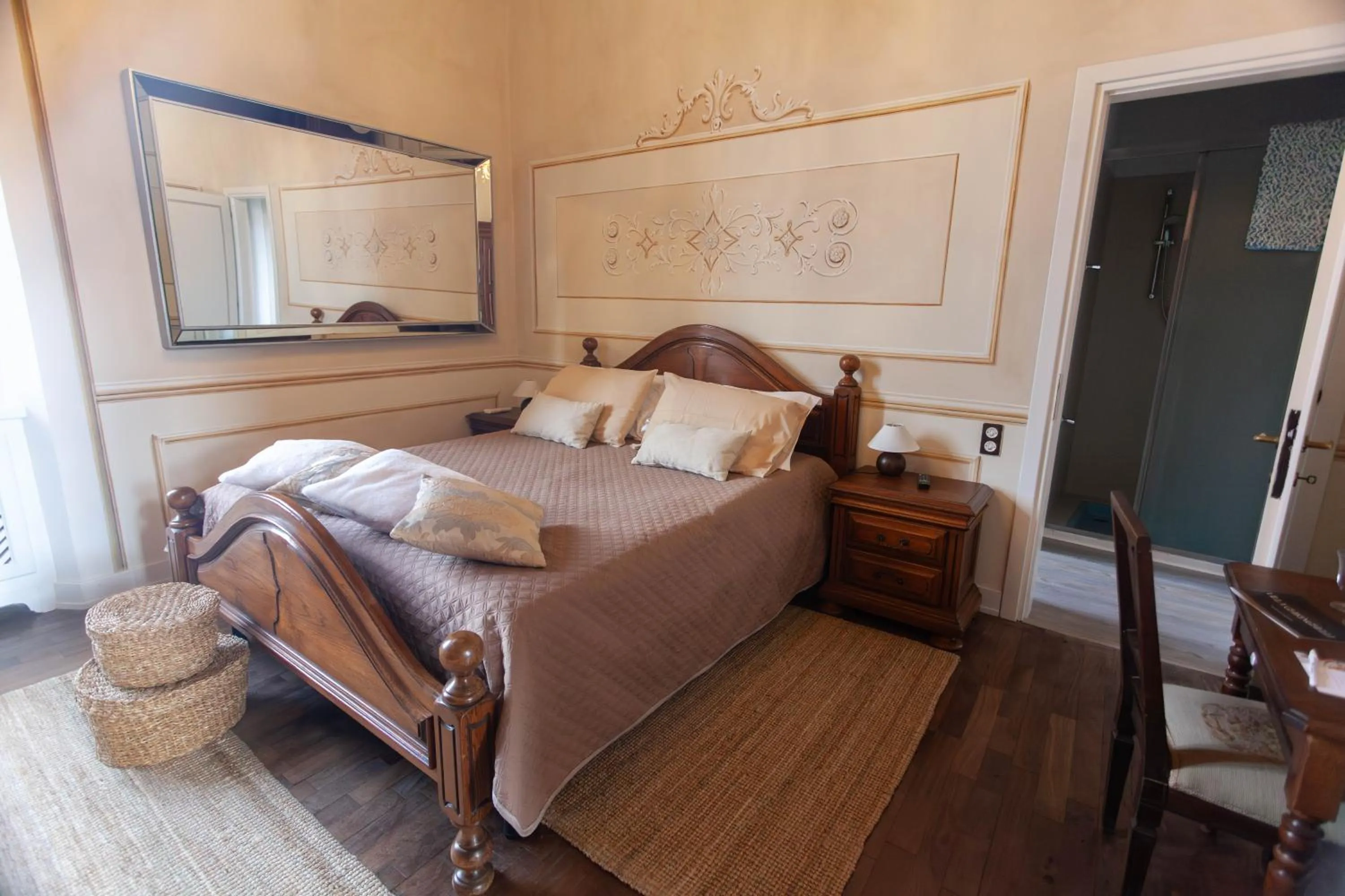 Bed in Villa Ghiringhelli