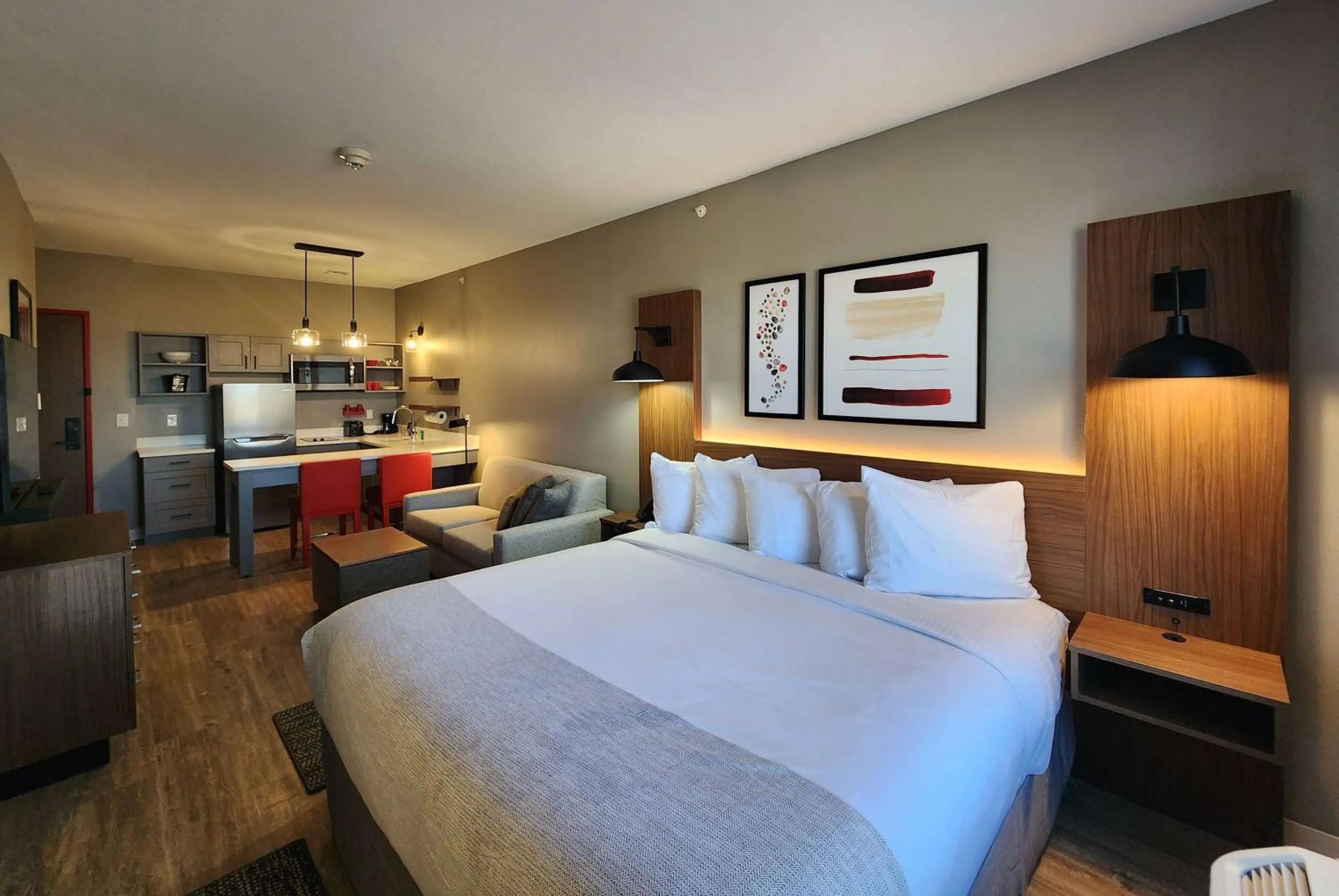 Photo of the whole room, Bed in Hawthorn Extended Stay by Wyndham Del Rio