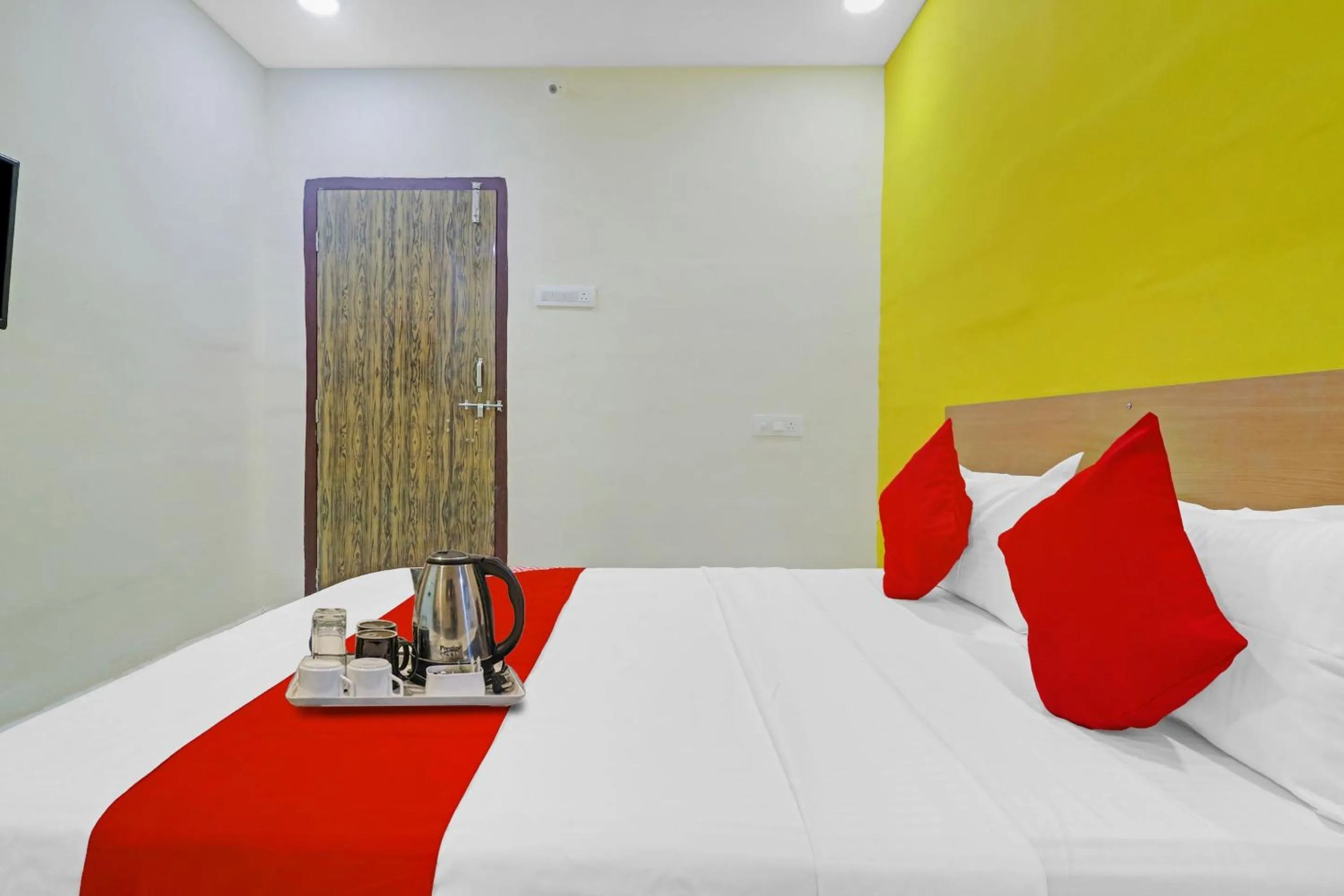 Bedroom, Bed in Super Hotel O Elite Stay