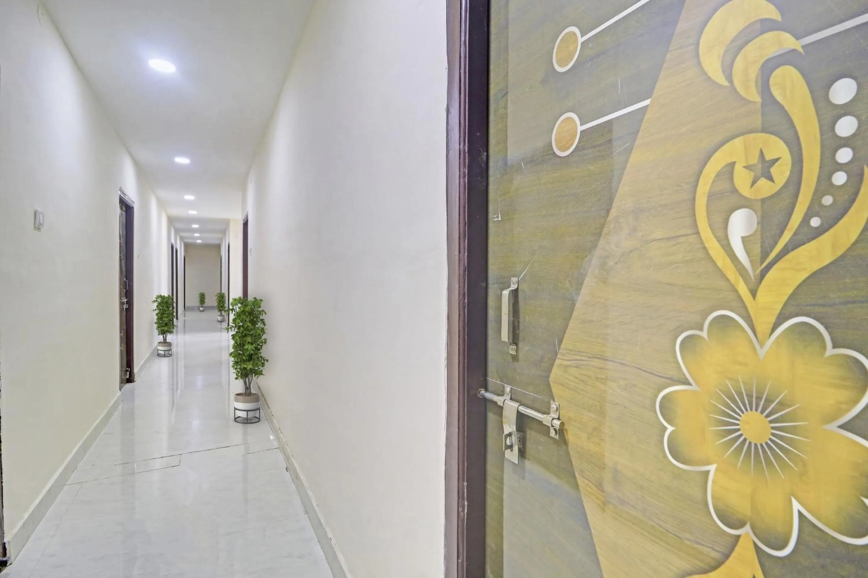 Lobby or reception in Super Hotel O Elite Stay