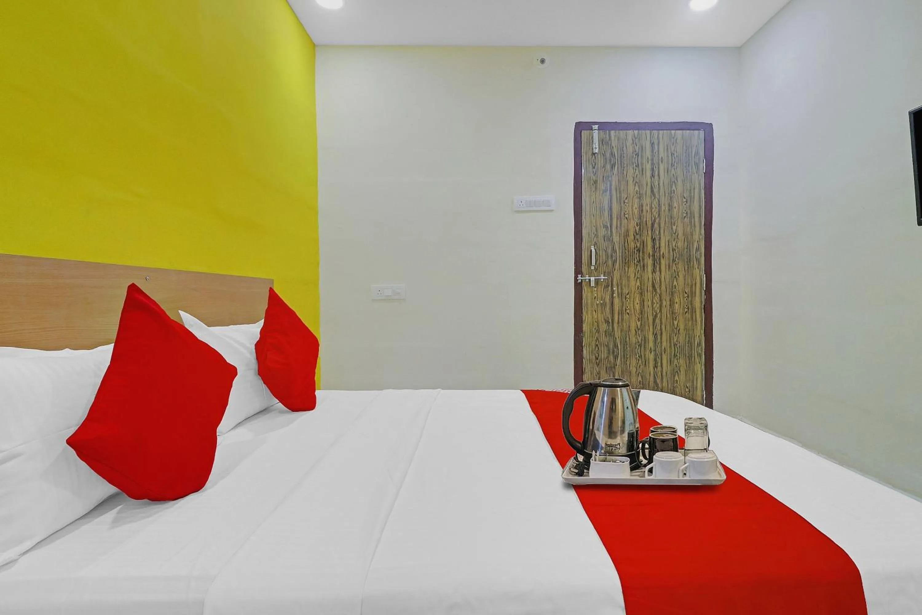 Bedroom, Bed in Super Hotel O Elite Stay