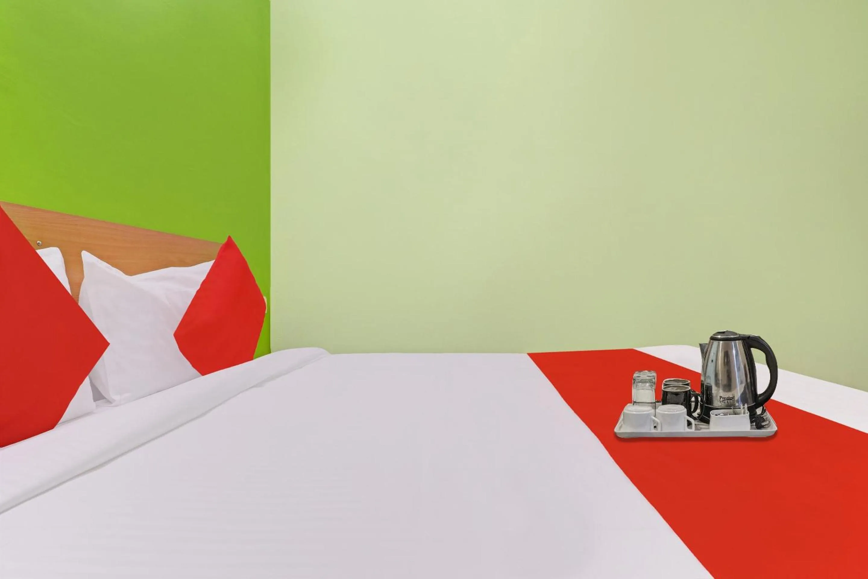 Bedroom, Bed in Hotel O Ss Delight