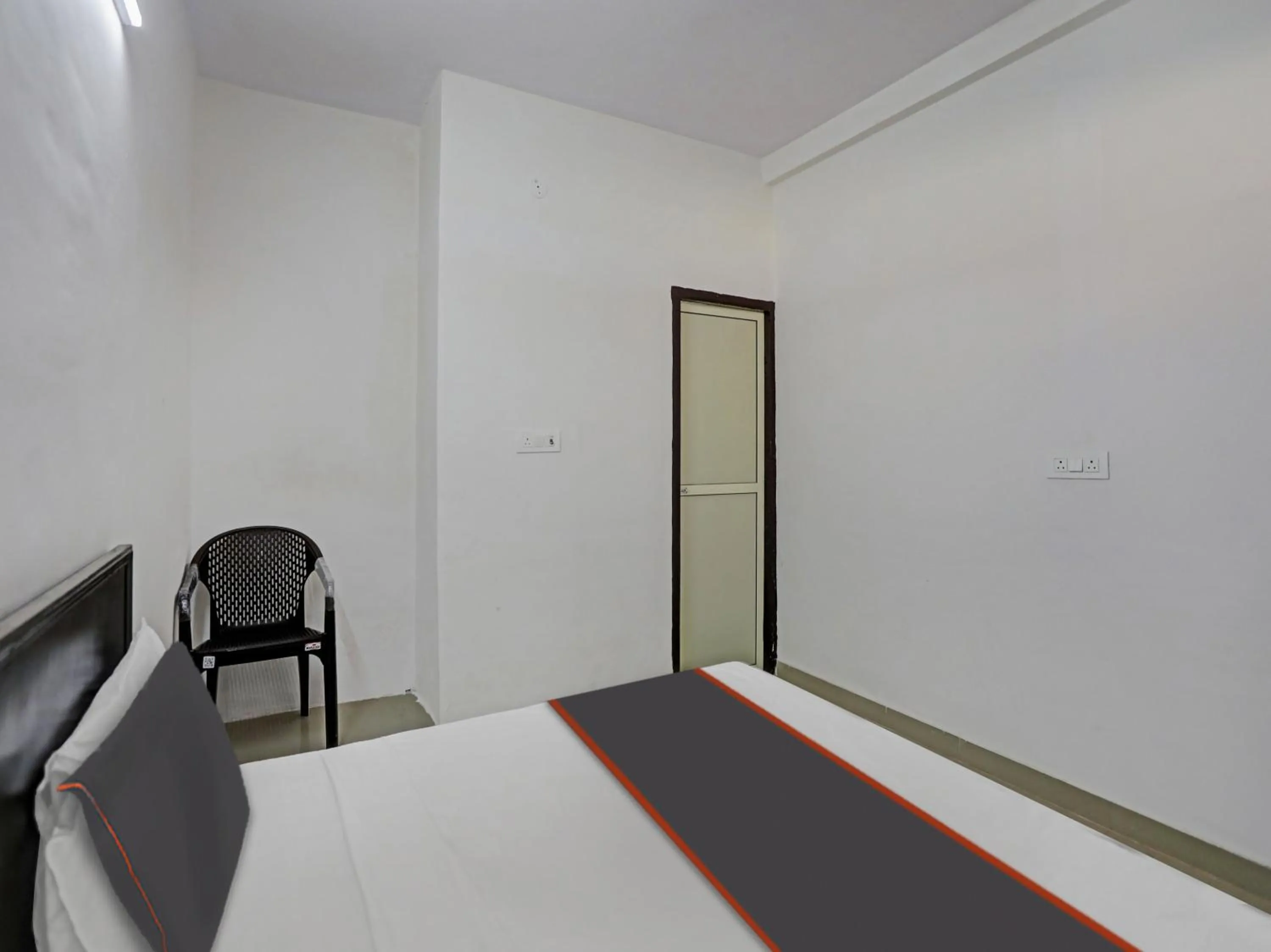 Bedroom, Bed in SPOT ON Mt White House