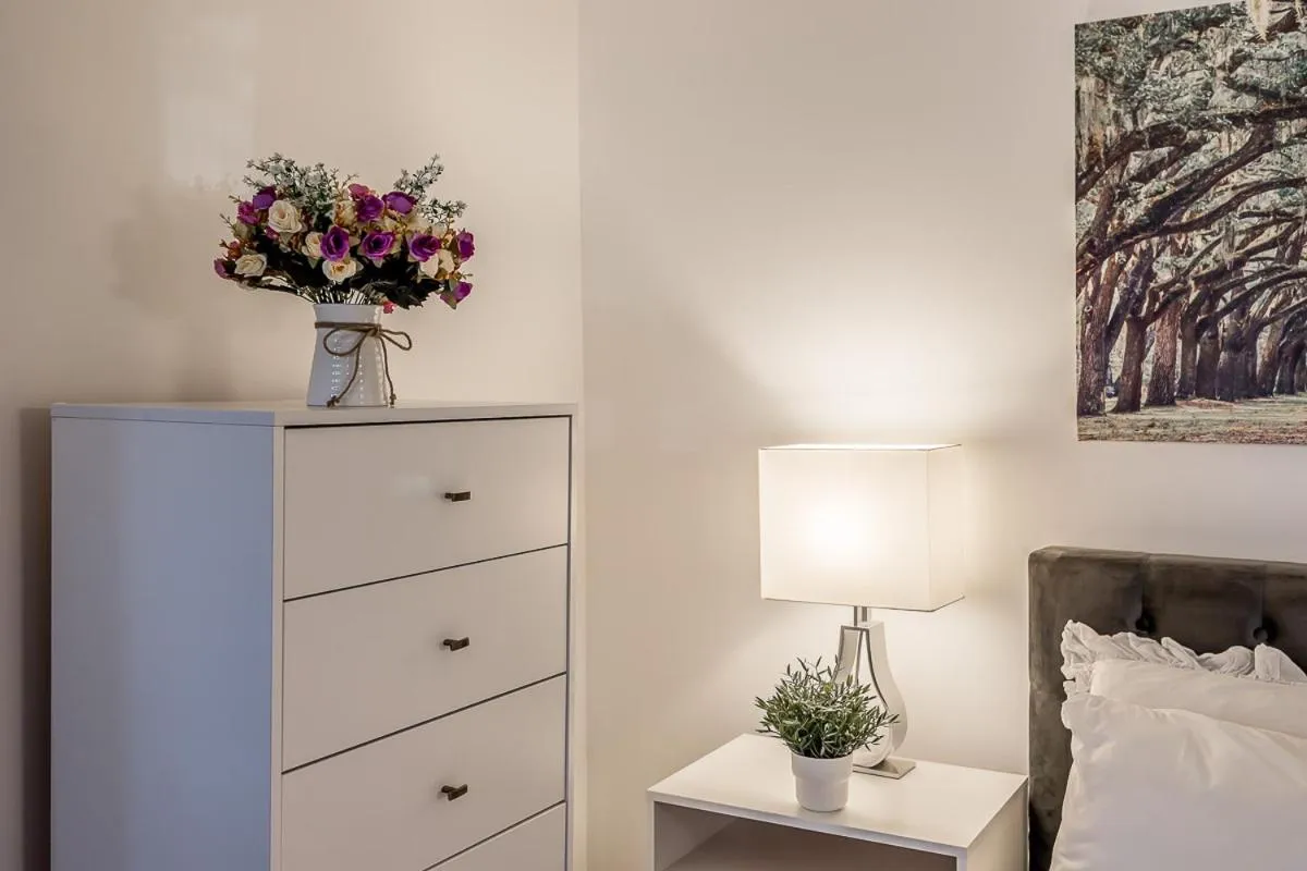 Bedroom, Bed in Slope-side Studio Bliss Ski-in Ski-out, Renovated At Blue, Hot Tub, Fast Wi-Fi