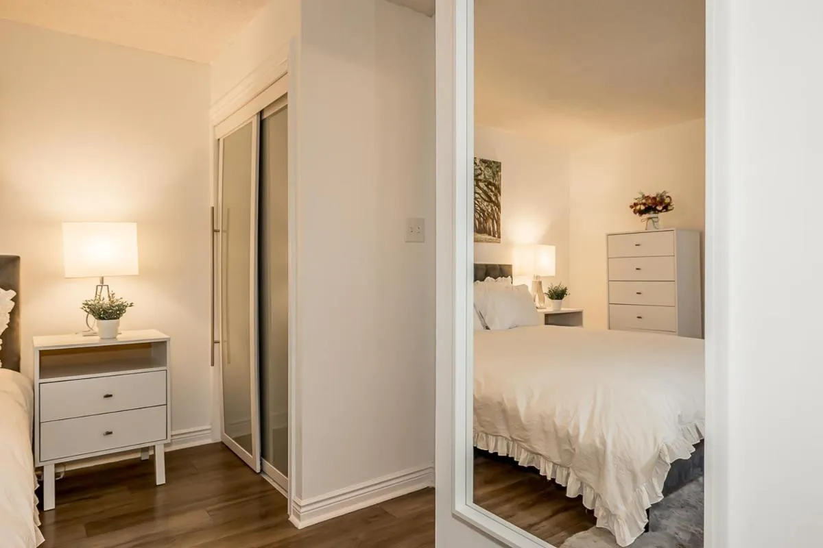 Bedroom, Bed in Slope-side Studio Bliss Ski-in Ski-out, Renovated At Blue, Hot Tub, Fast Wi-Fi