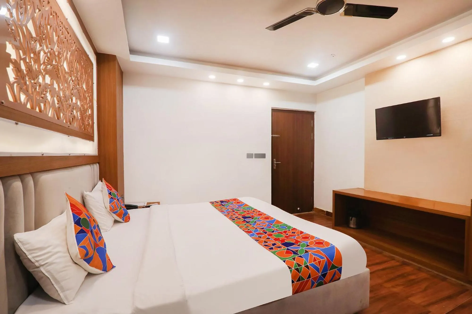 Bed in Via Shaurya Inn