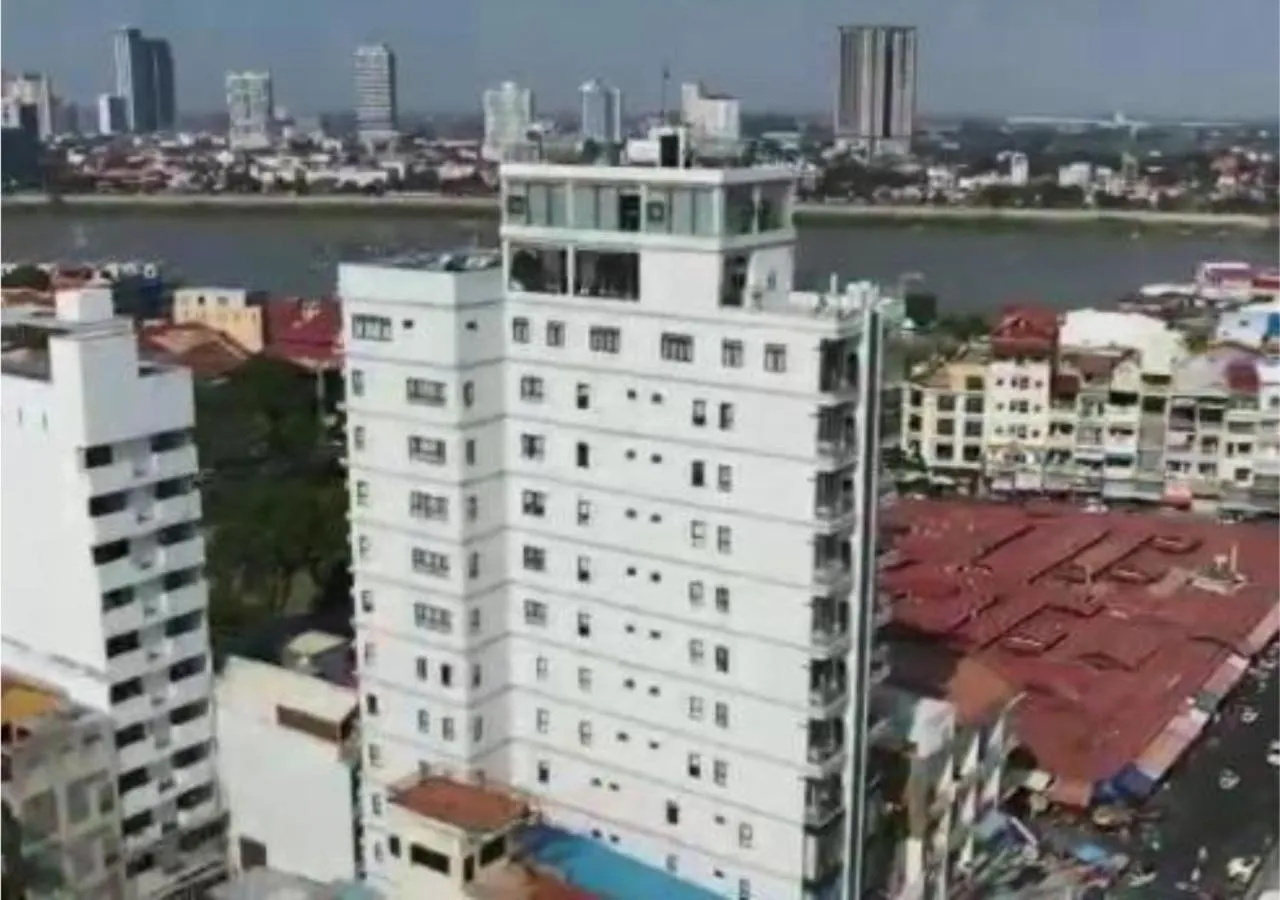 Property building in Residence 110 (Hotel and Apartments)