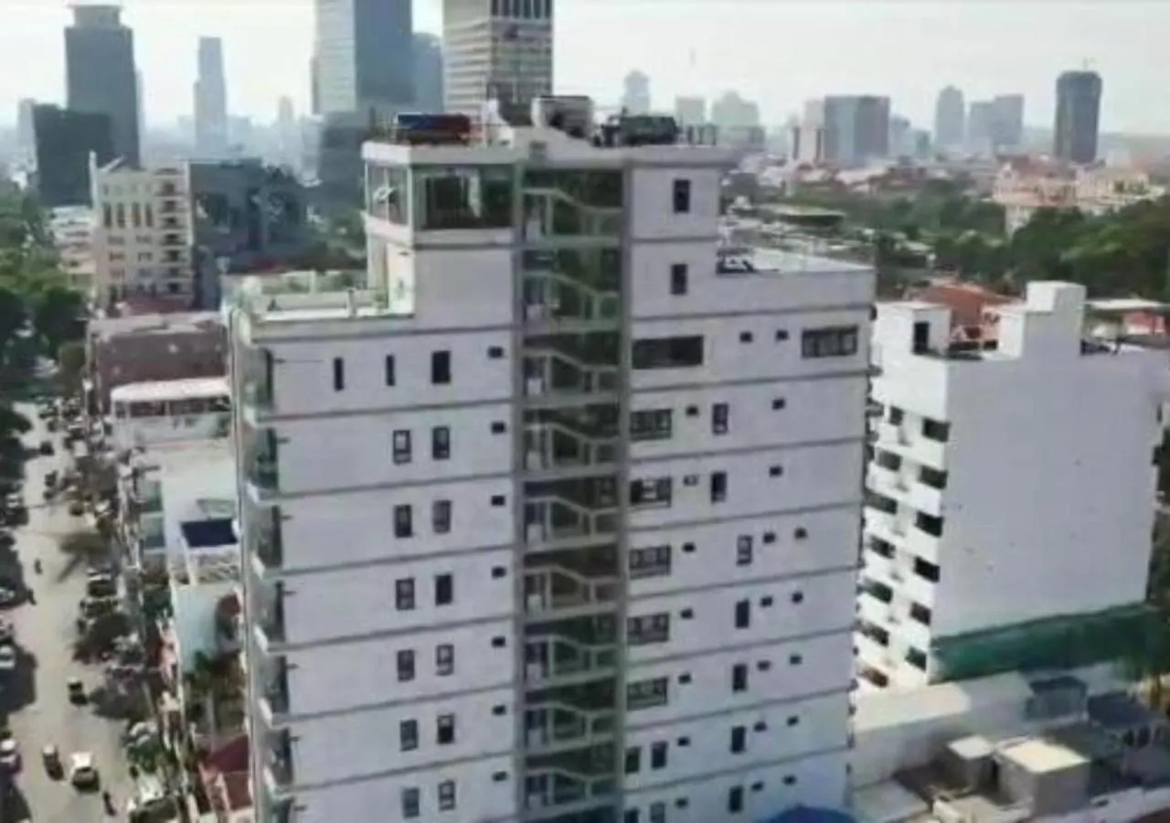 Property building in Residence 110 (Hotel and Apartments)