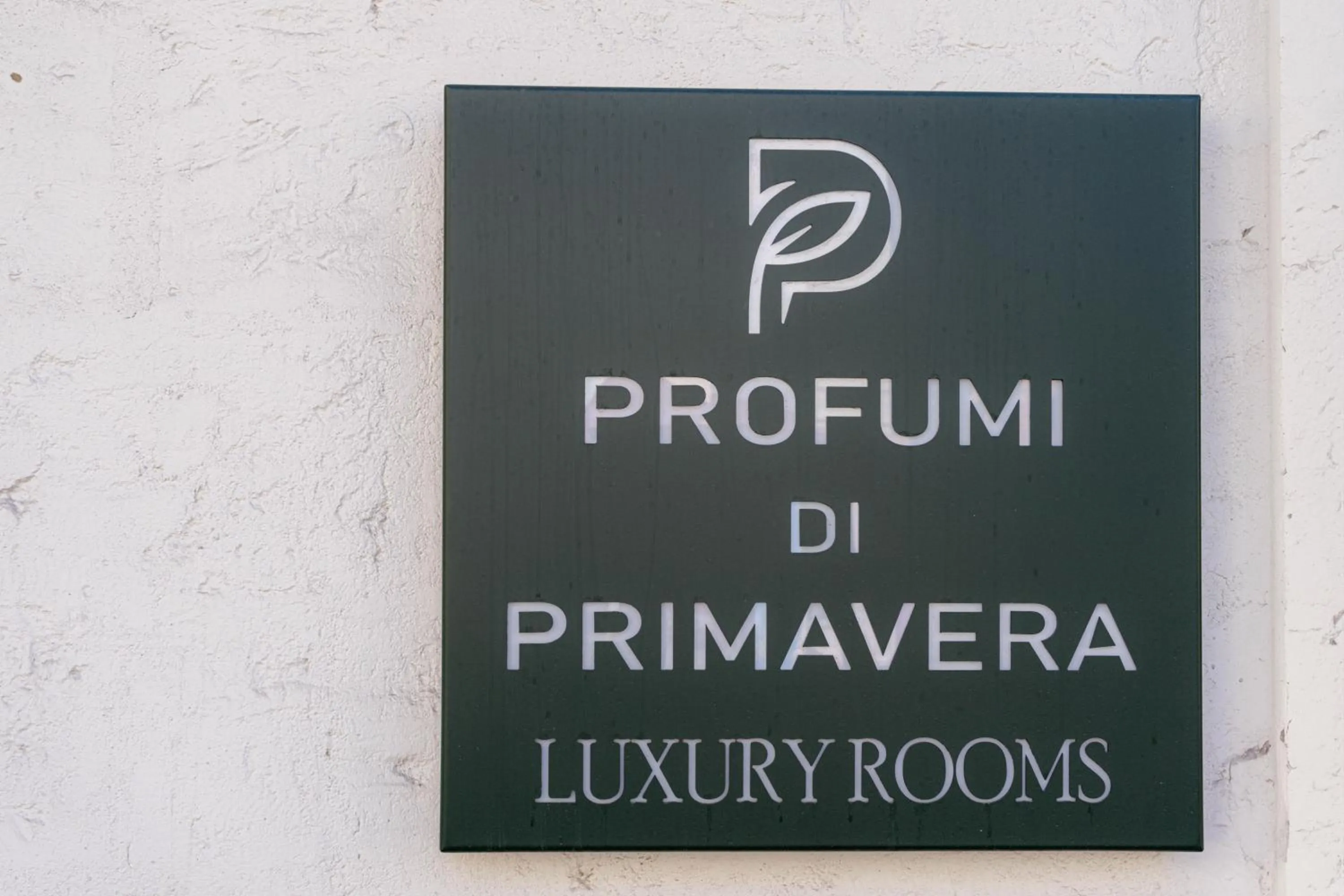 Logo/Certificate/Sign in Profumi di Primavera Luxury Rooms & Suite