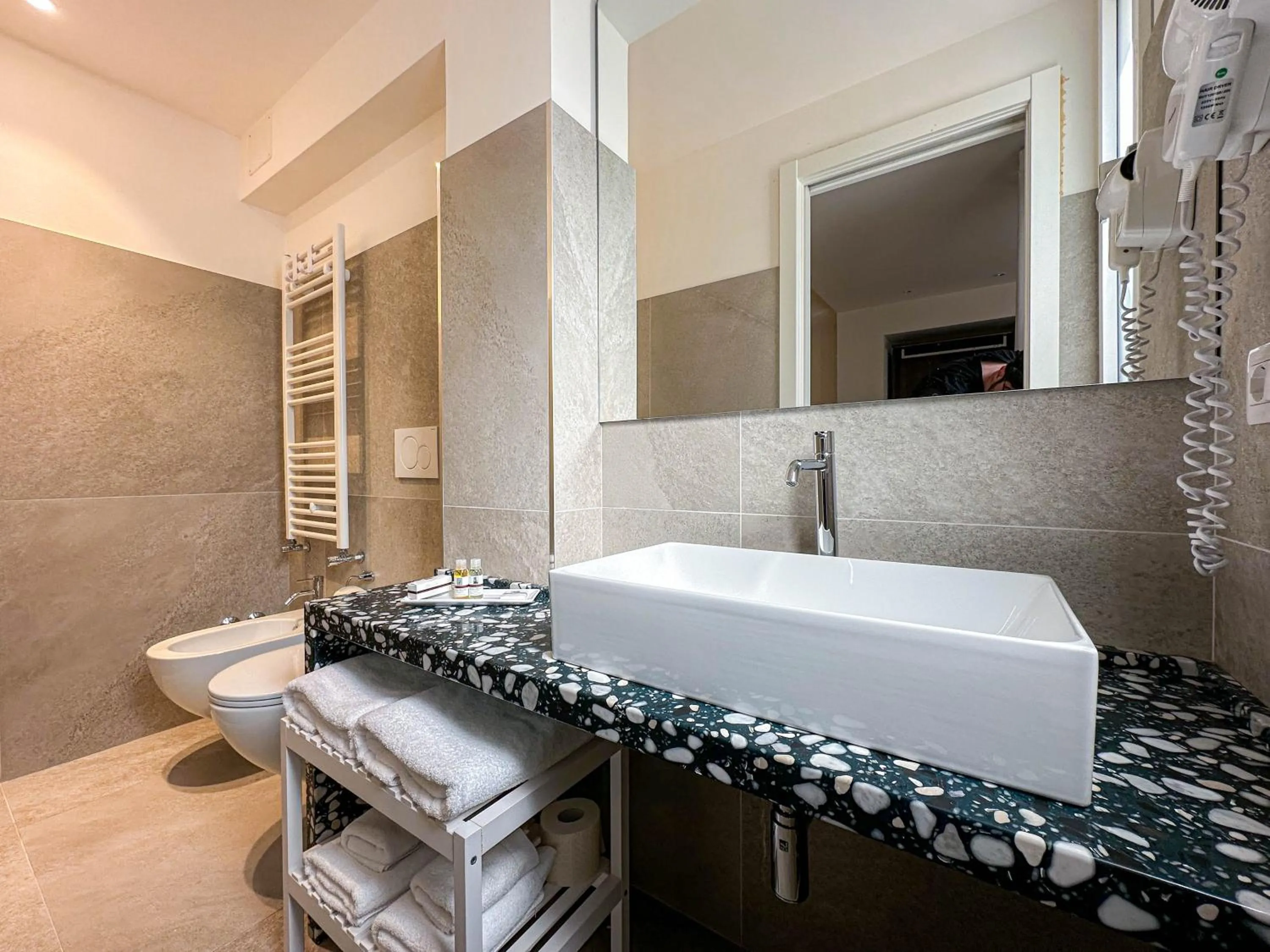 Shower in Profumi di Primavera Luxury Rooms & Suite