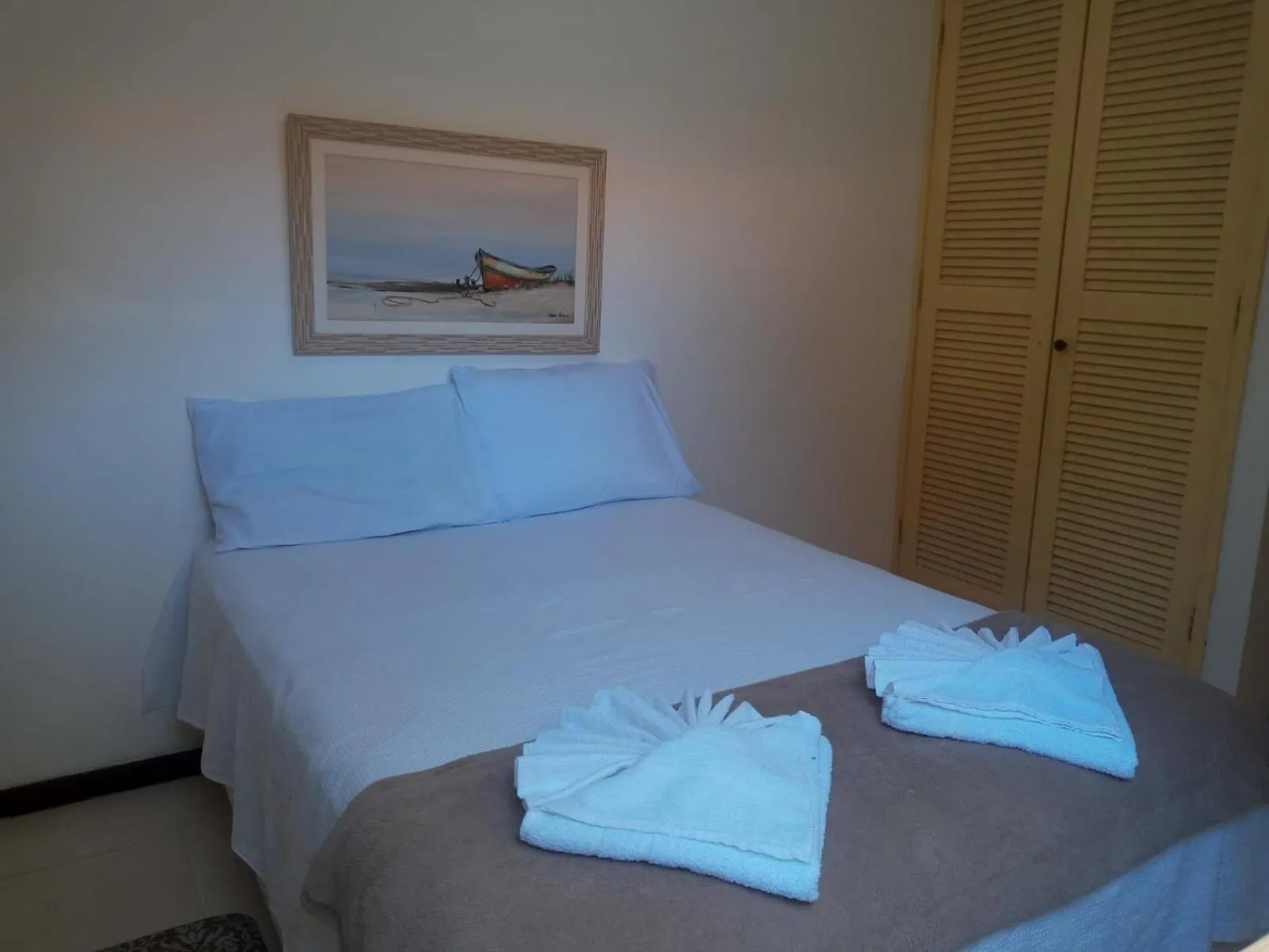 Photo of the whole room, Bed in Pousada Bella Geriba Buzios