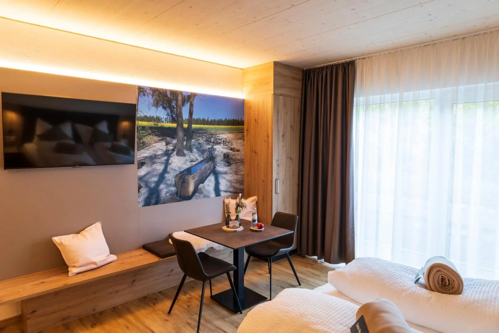 TV and multimedia, Bed in DAS GEORG Gästehaus in Epfendorf