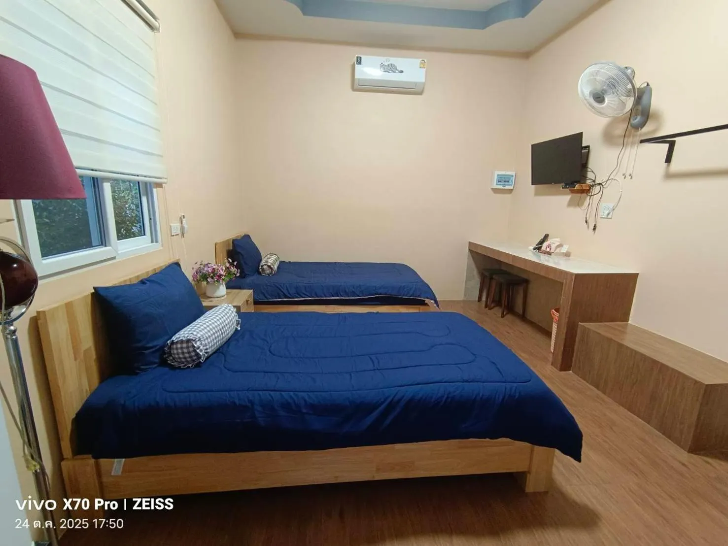 Bed in Da-Kanda Boutique