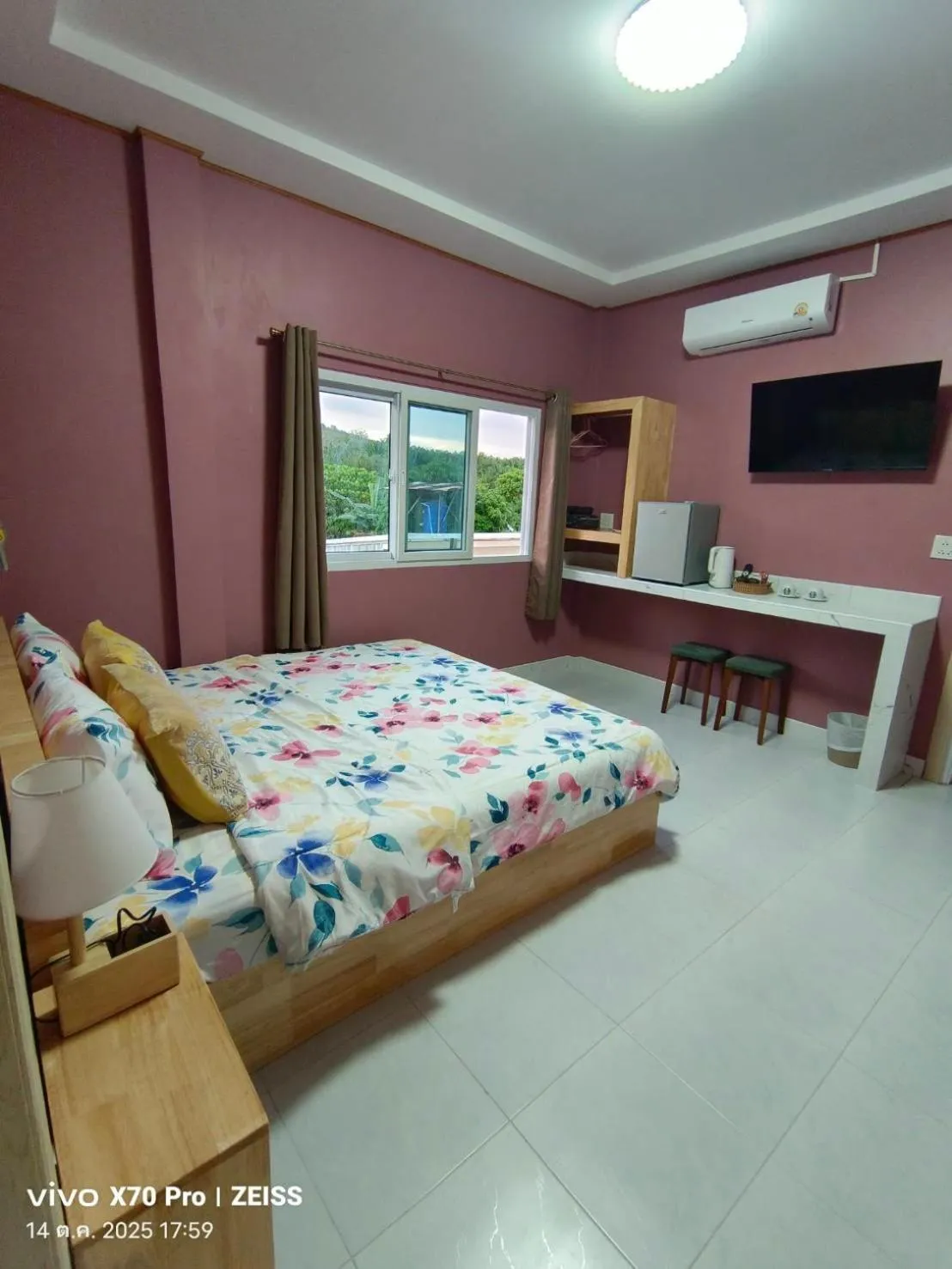 View (from property/room), Bed in Da-Kanda Boutique