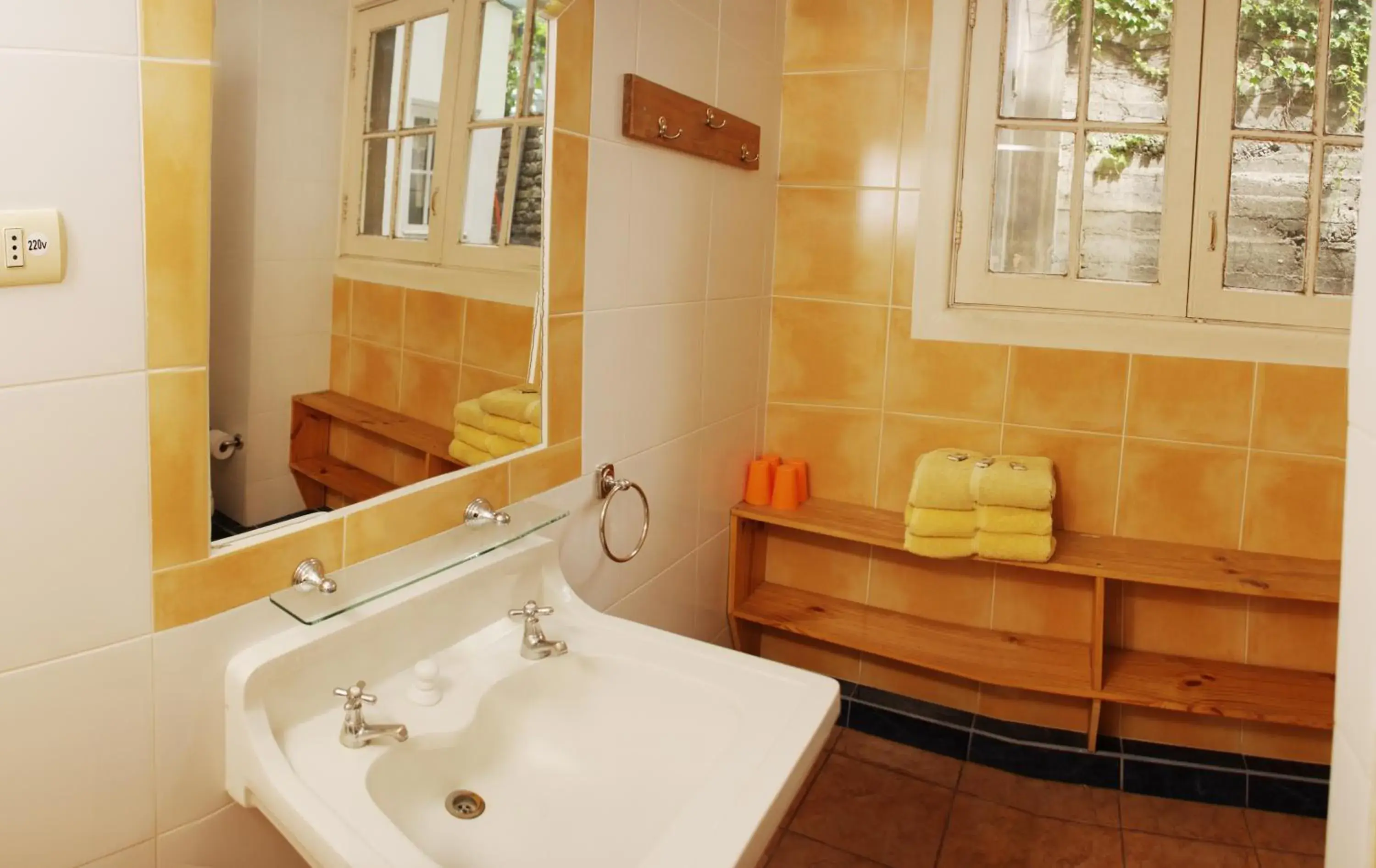 Quadruple Room with Private Bathroom in Hostal Rio Amazonas Quadruple Room with Private Bathroom in Hostal Rio Amazonas